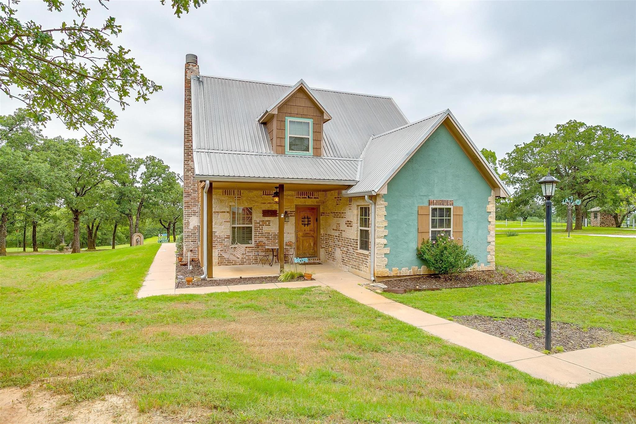 main property photo 21