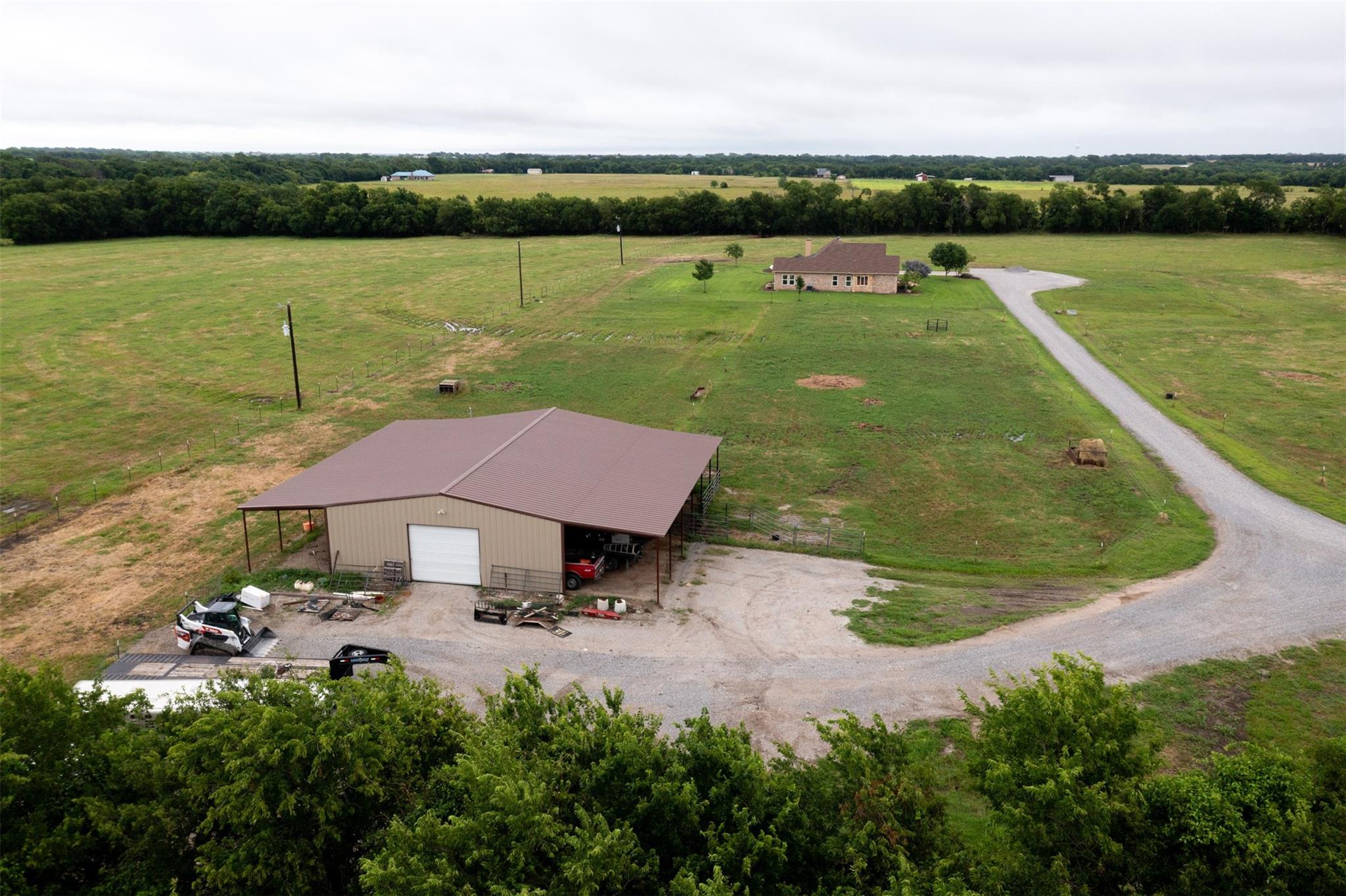main property photo 38