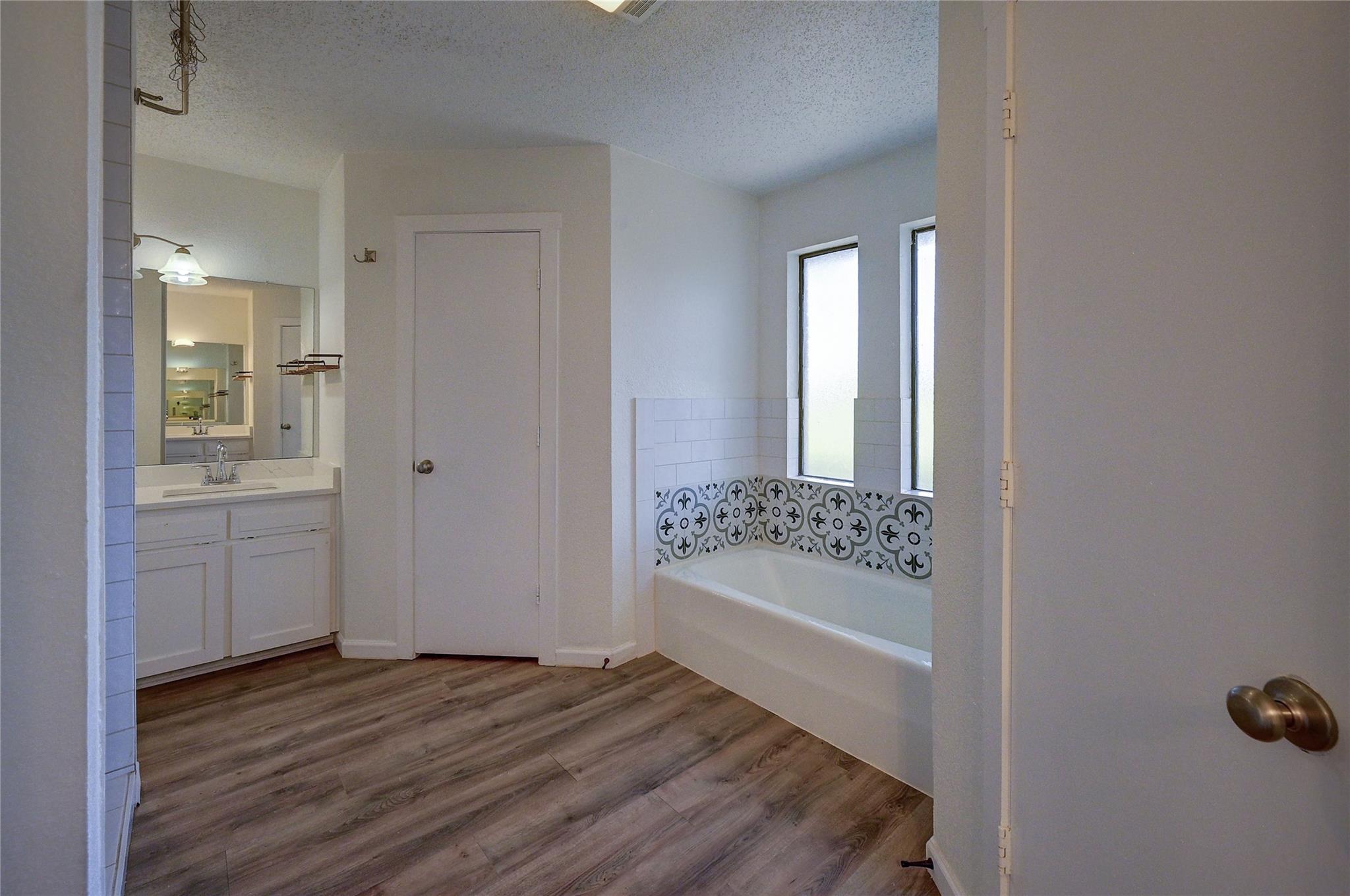 property viewer photo 21