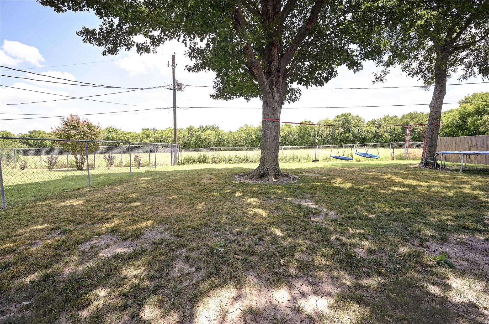 property viewer photo 33