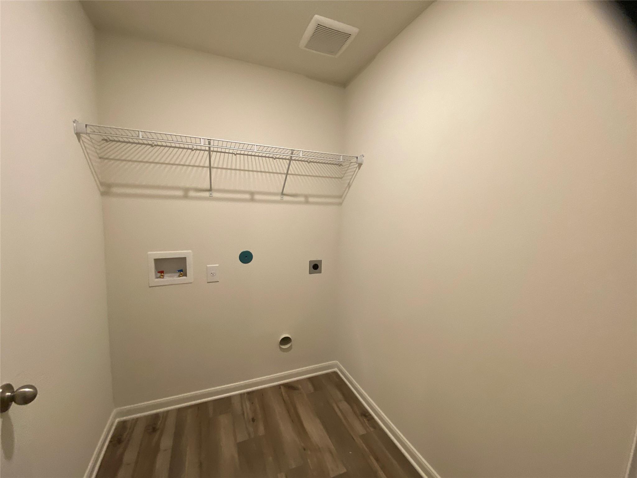 property viewer photo 25