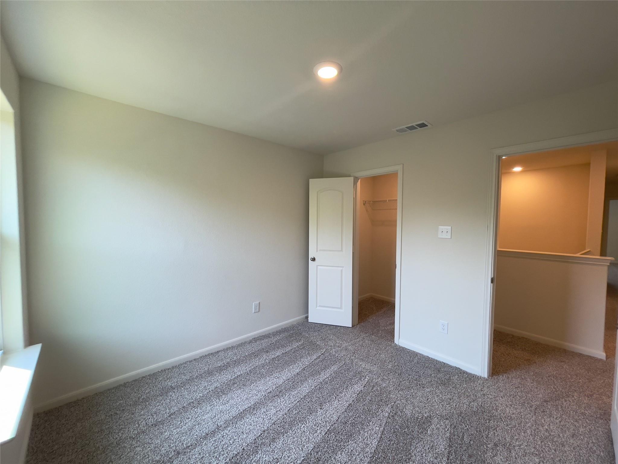 property viewer photo 7