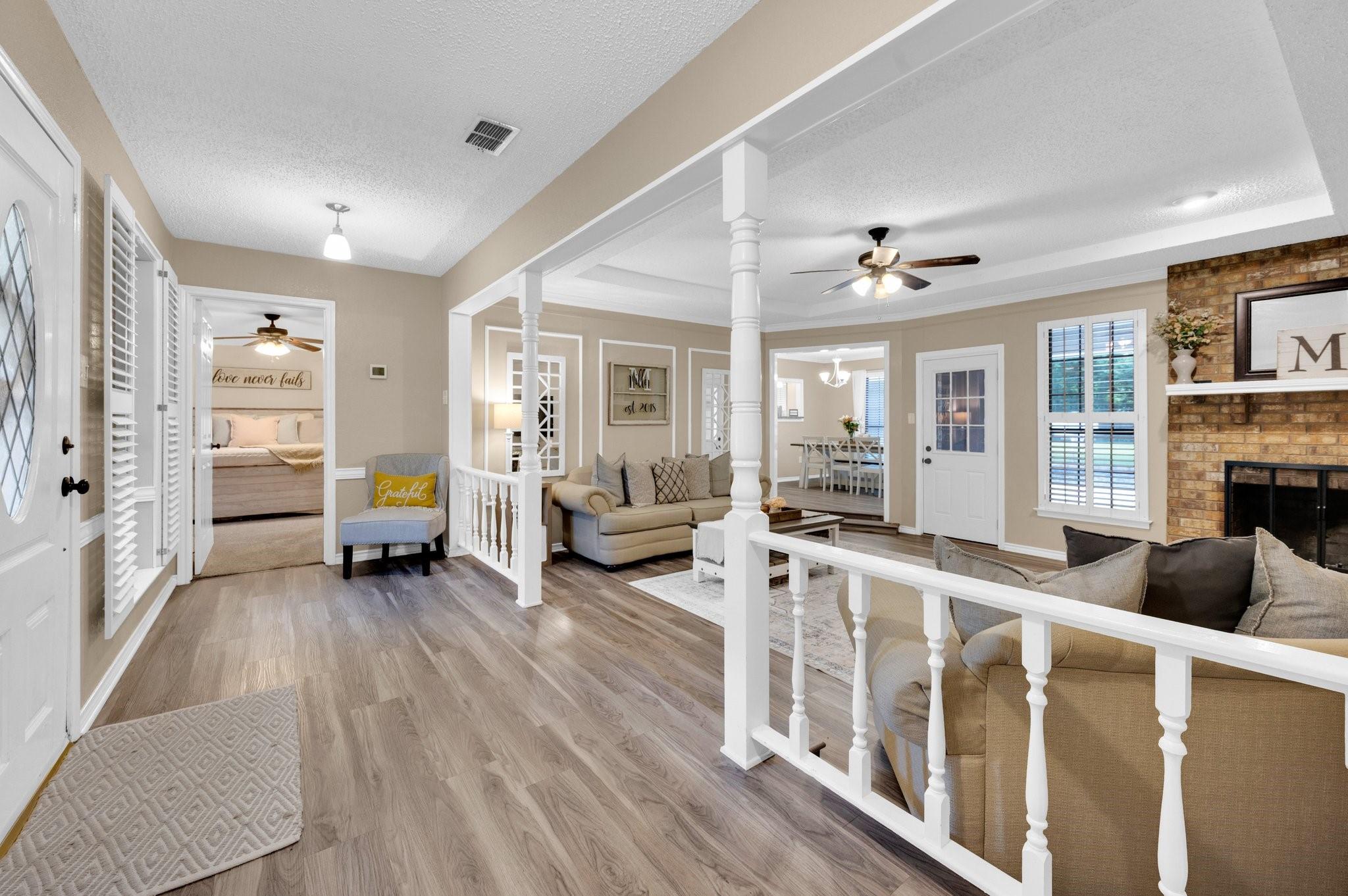property viewer photo 5