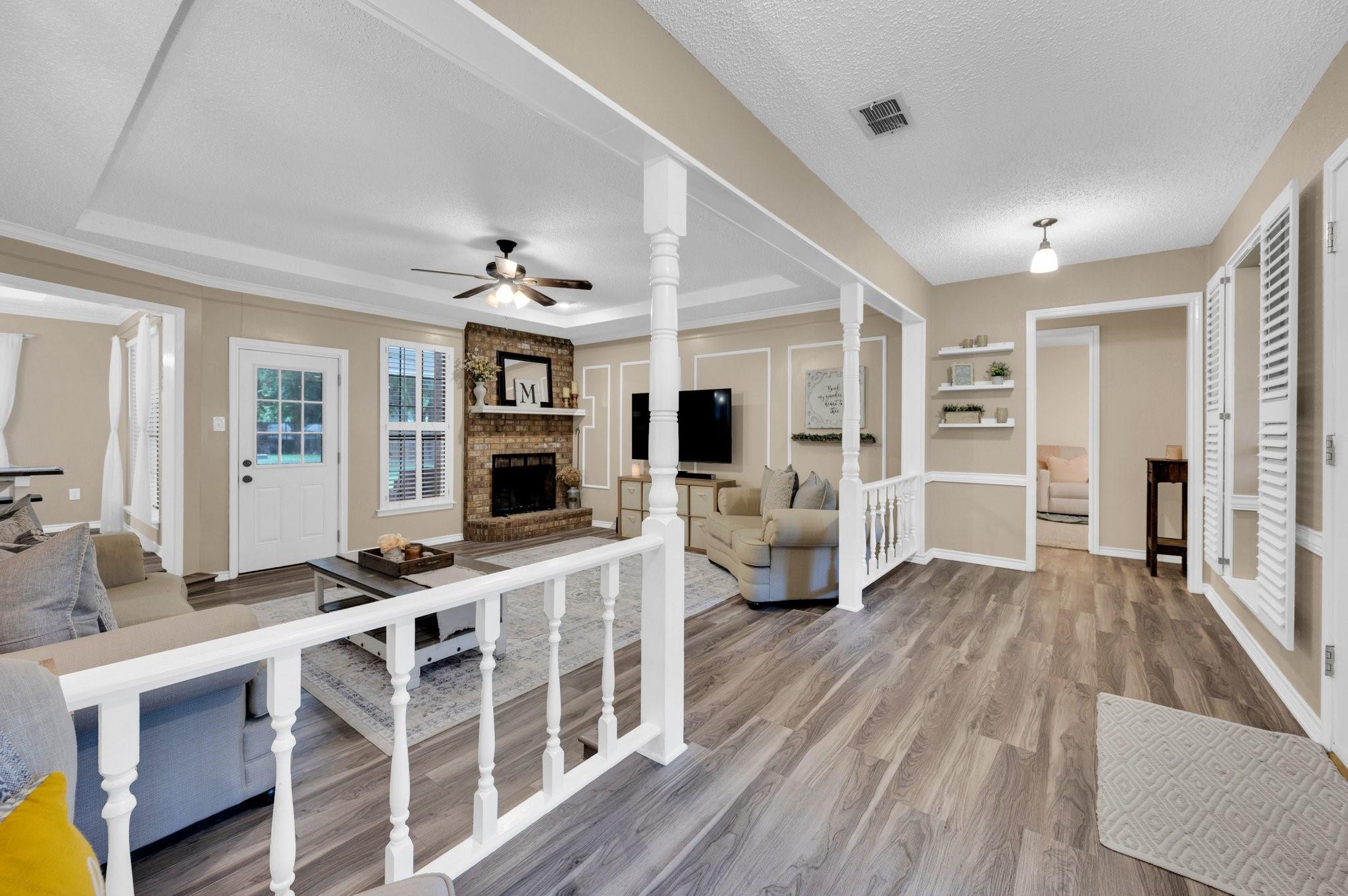 property viewer photo 6
