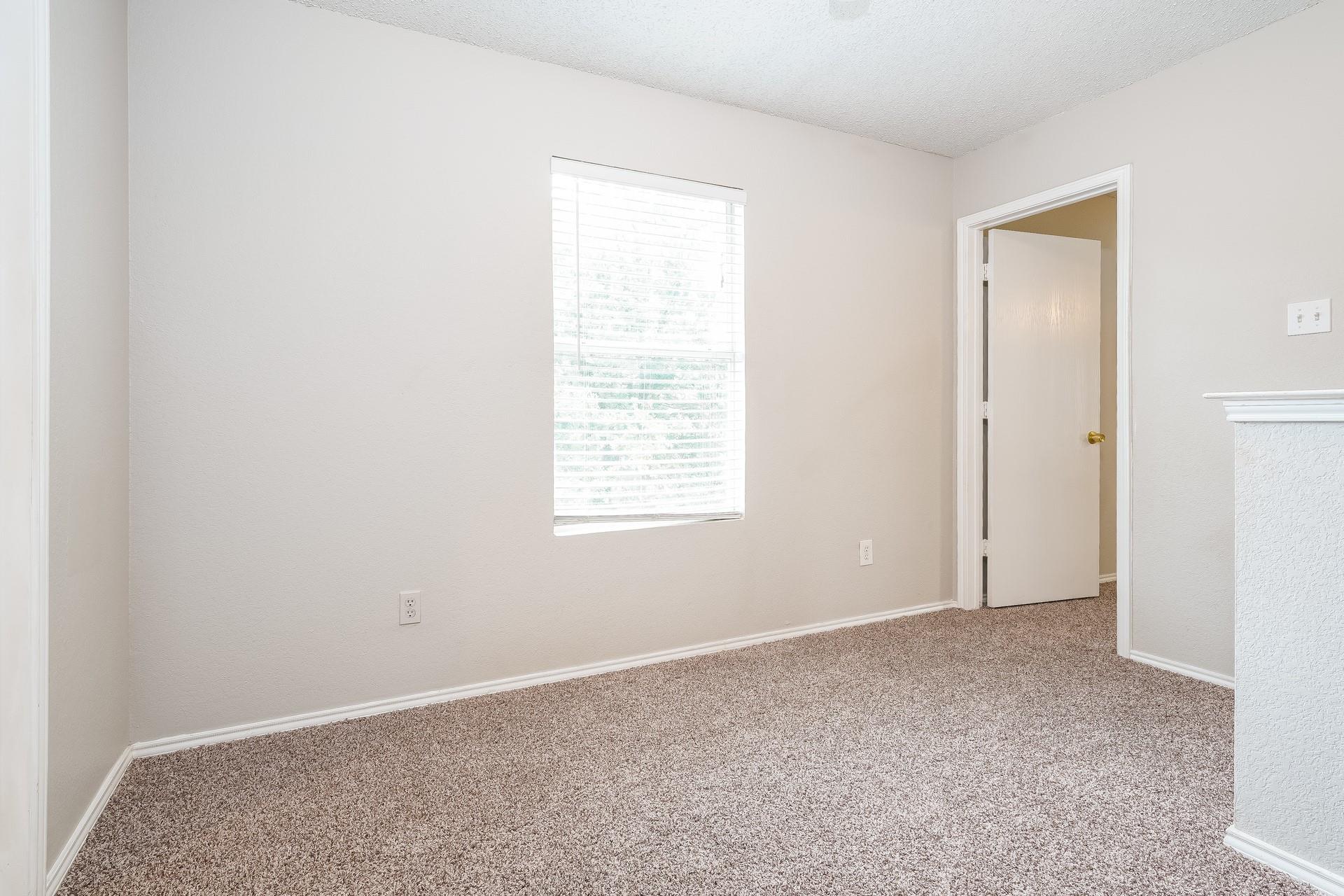 property viewer photo 7
