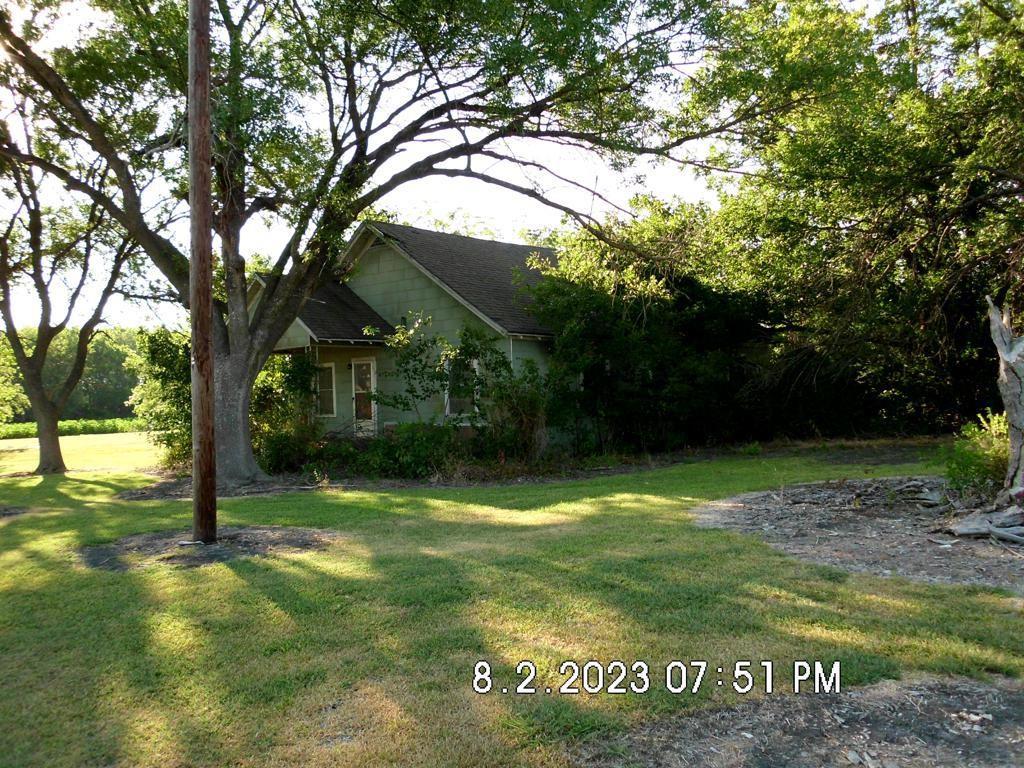 main property photo 11
