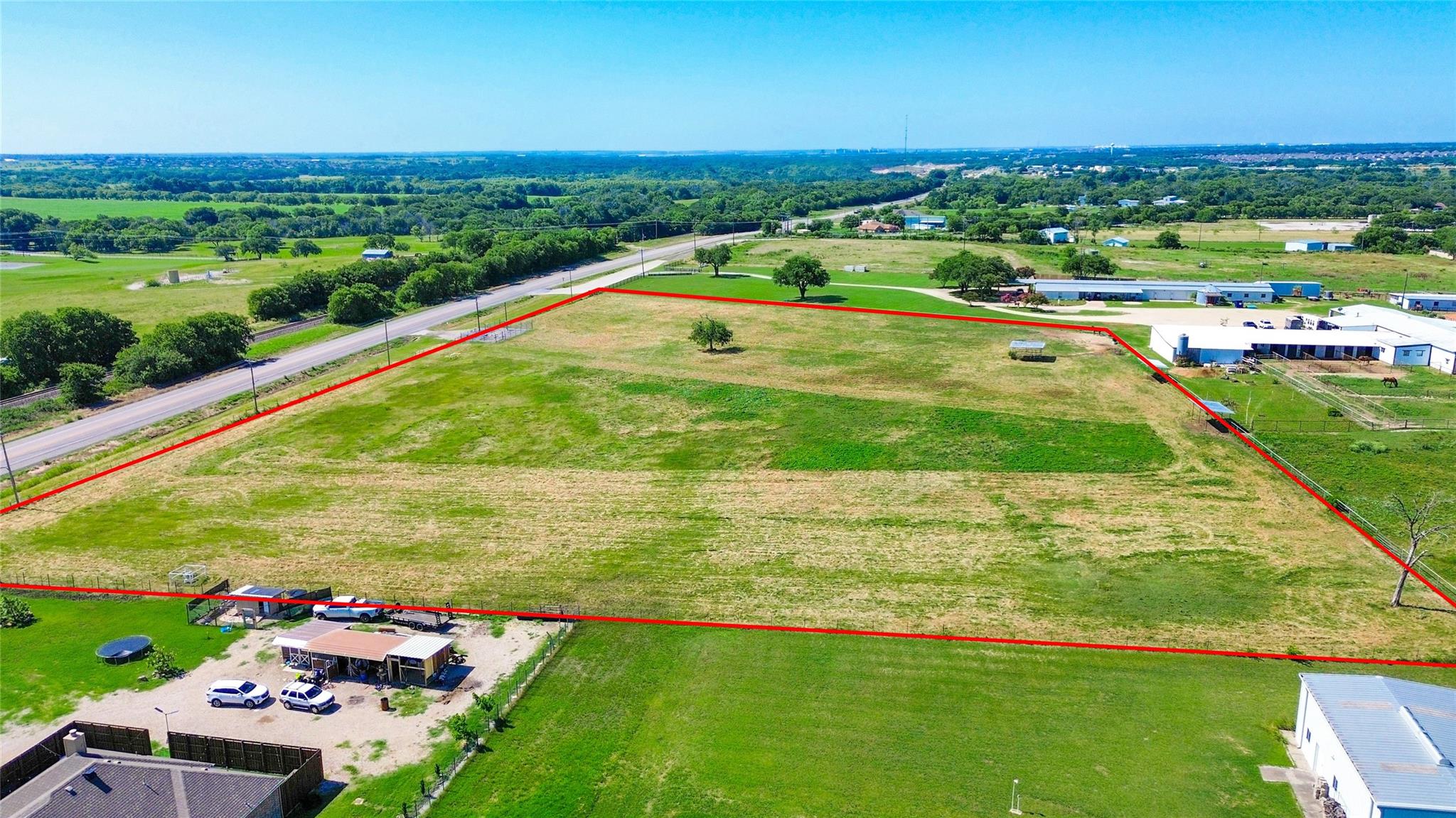 main property photo 5