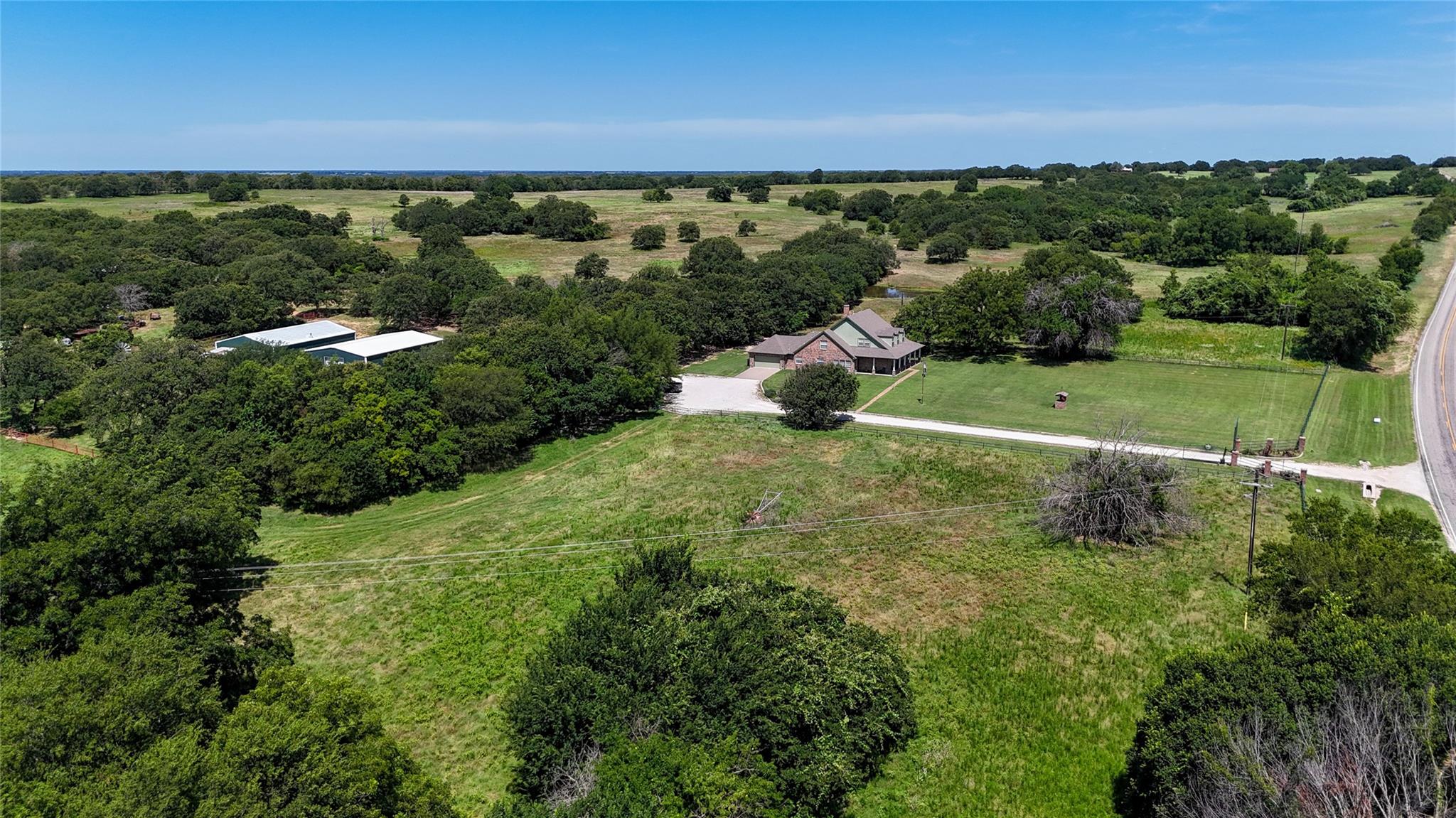 main property photo 7