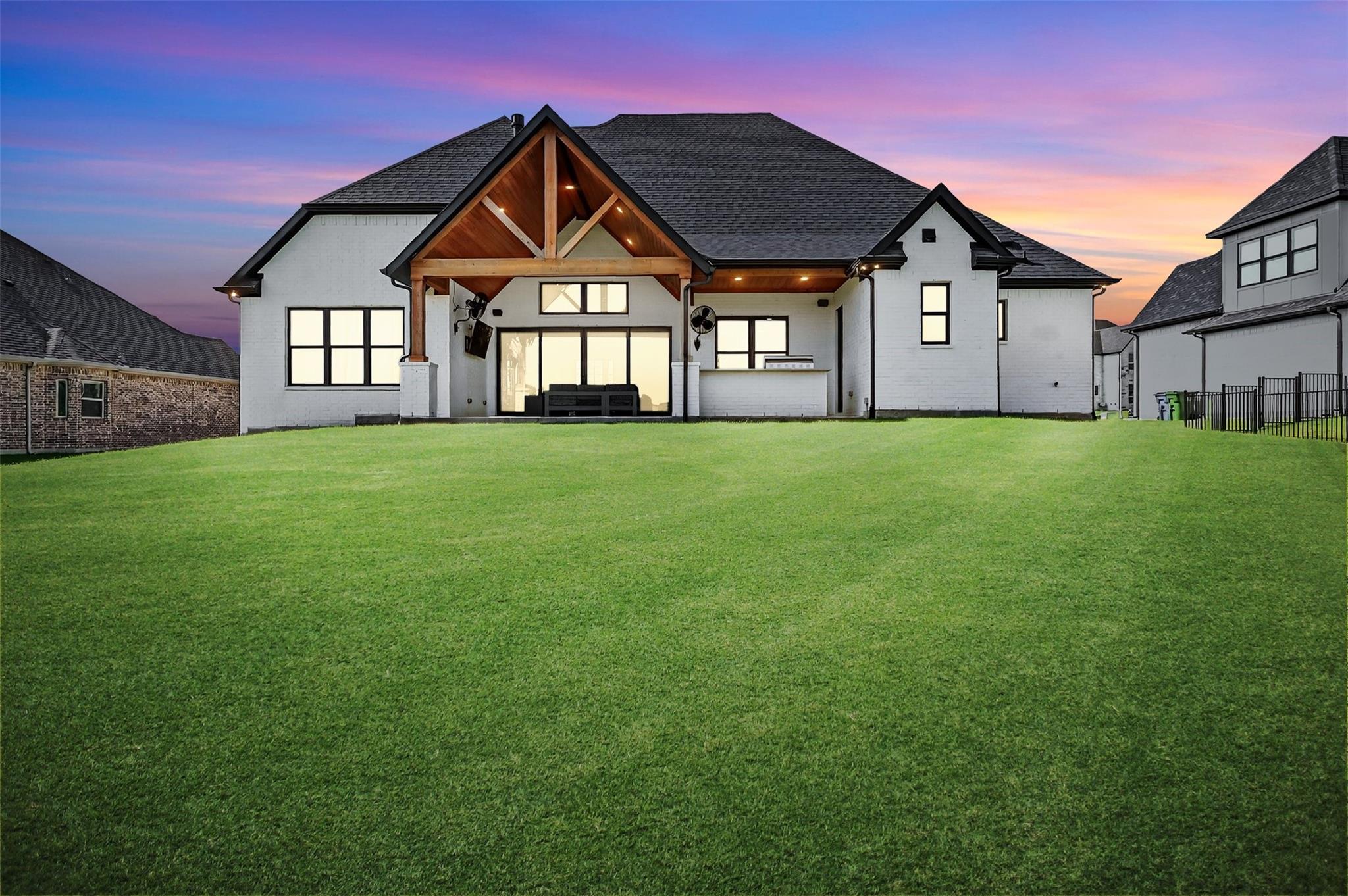 main property photo 39