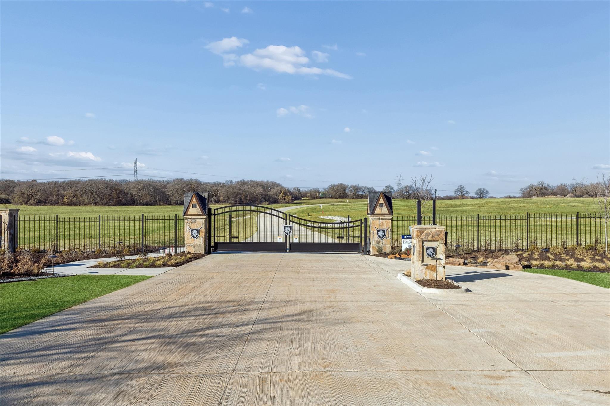 main property photo 35