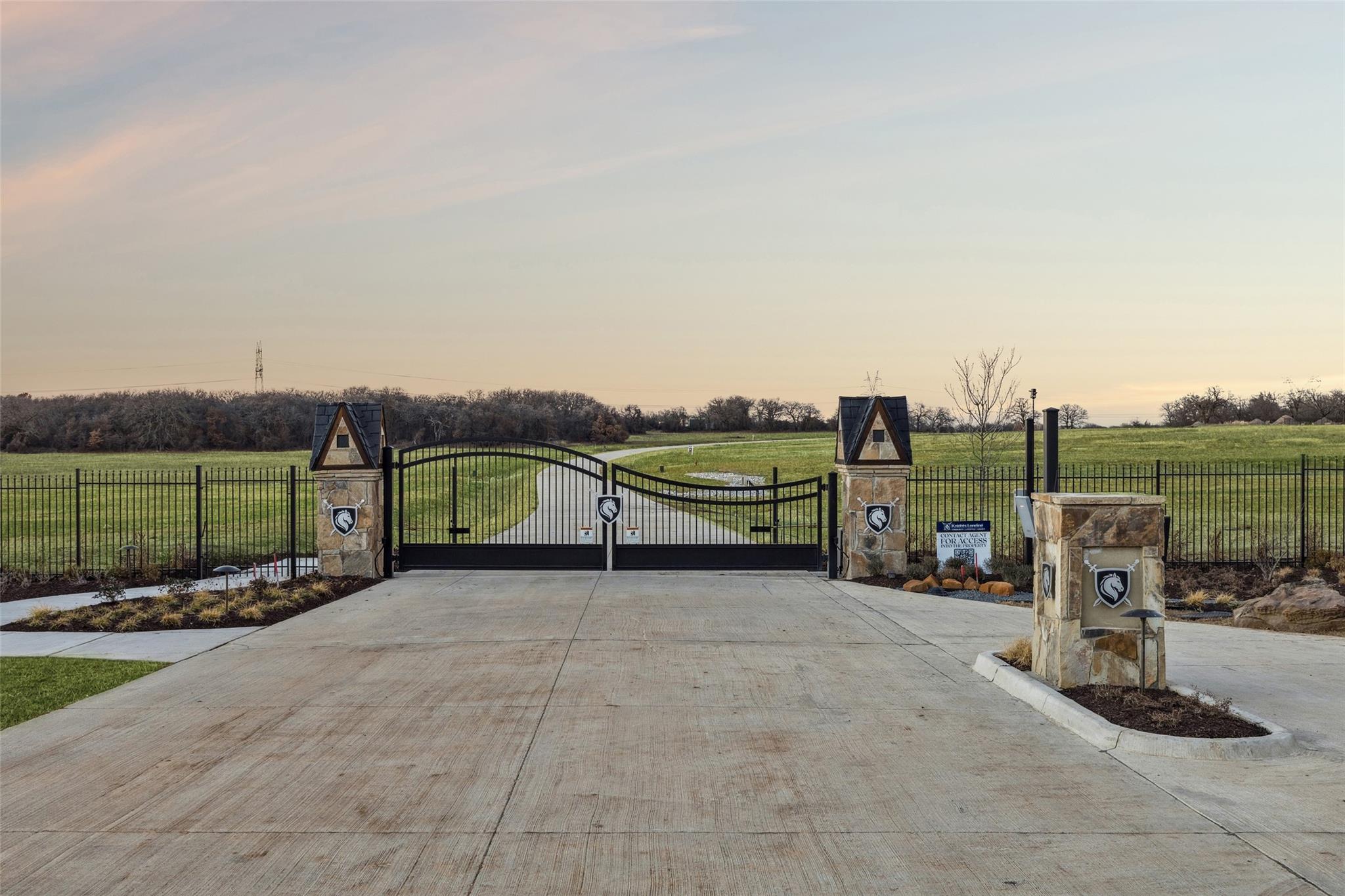 main property photo 8