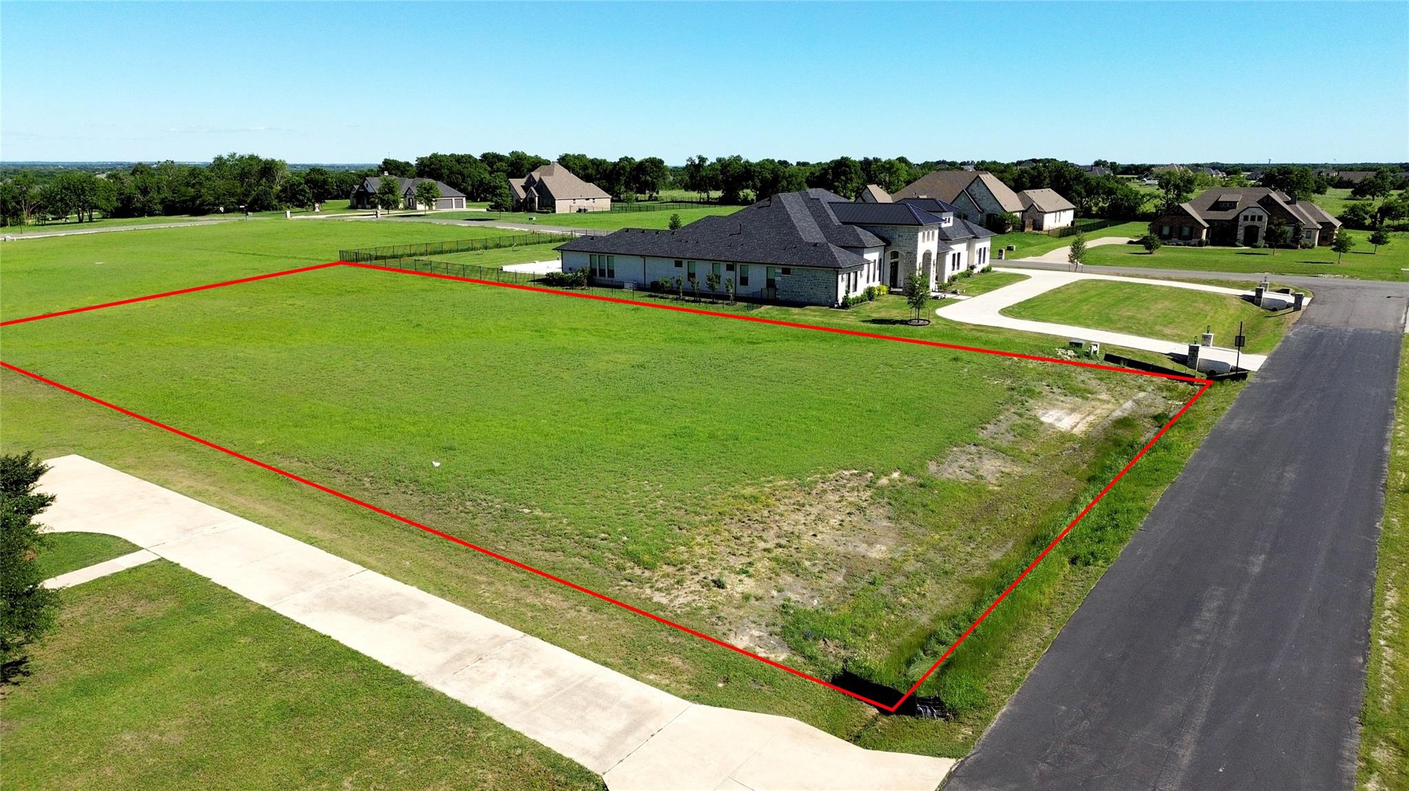 main property photo 5