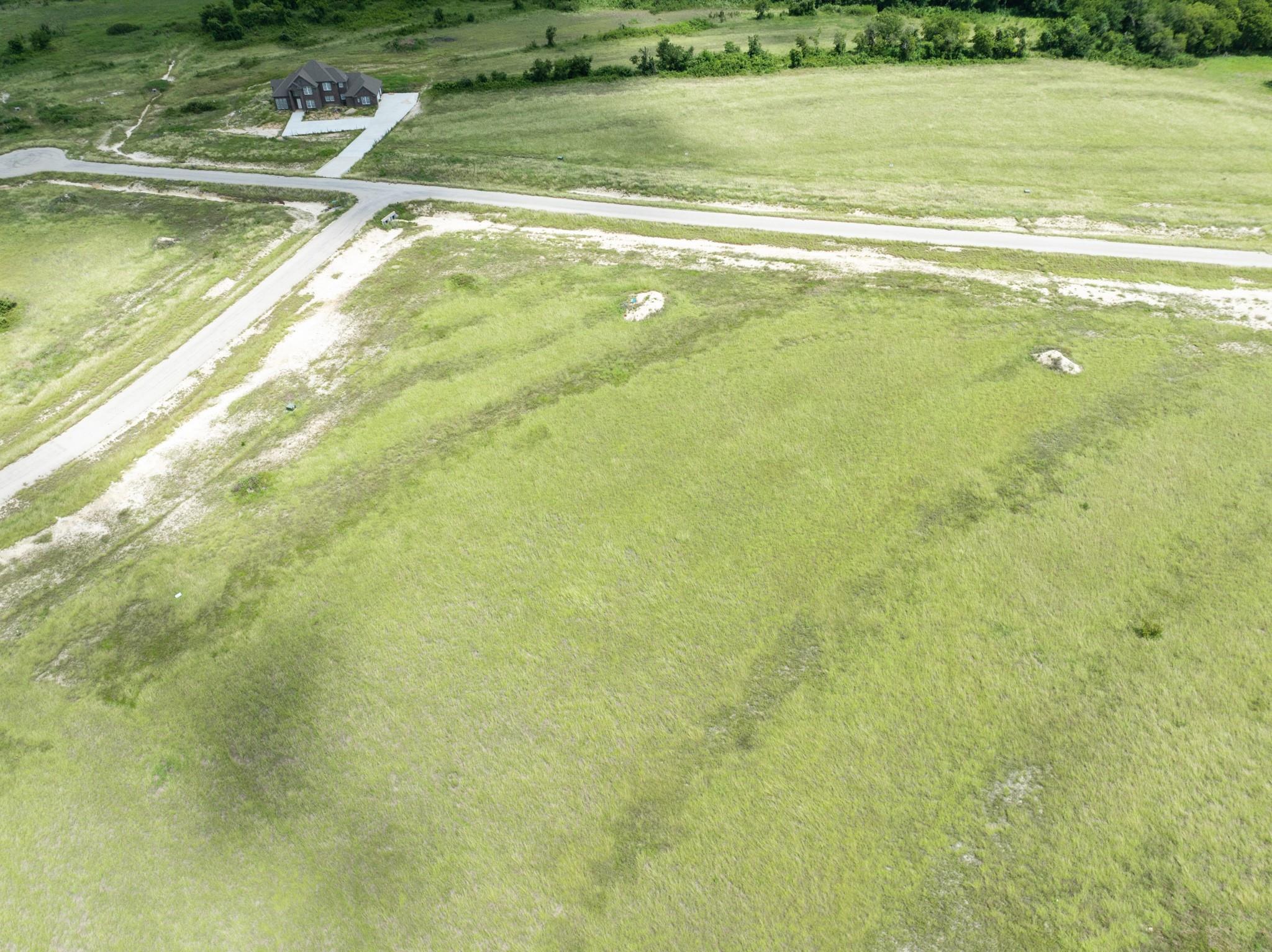 main property photo 10