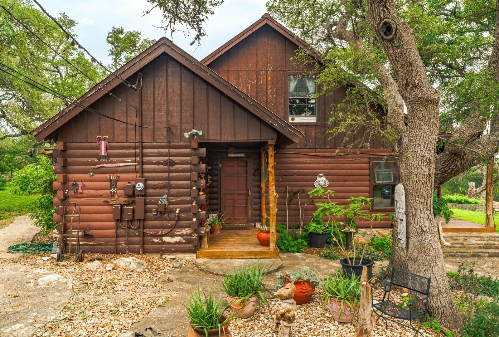 main property photo 21