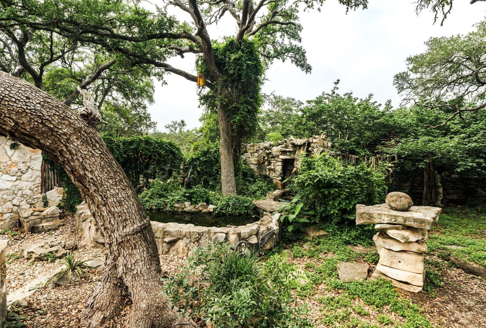 main property photo 30