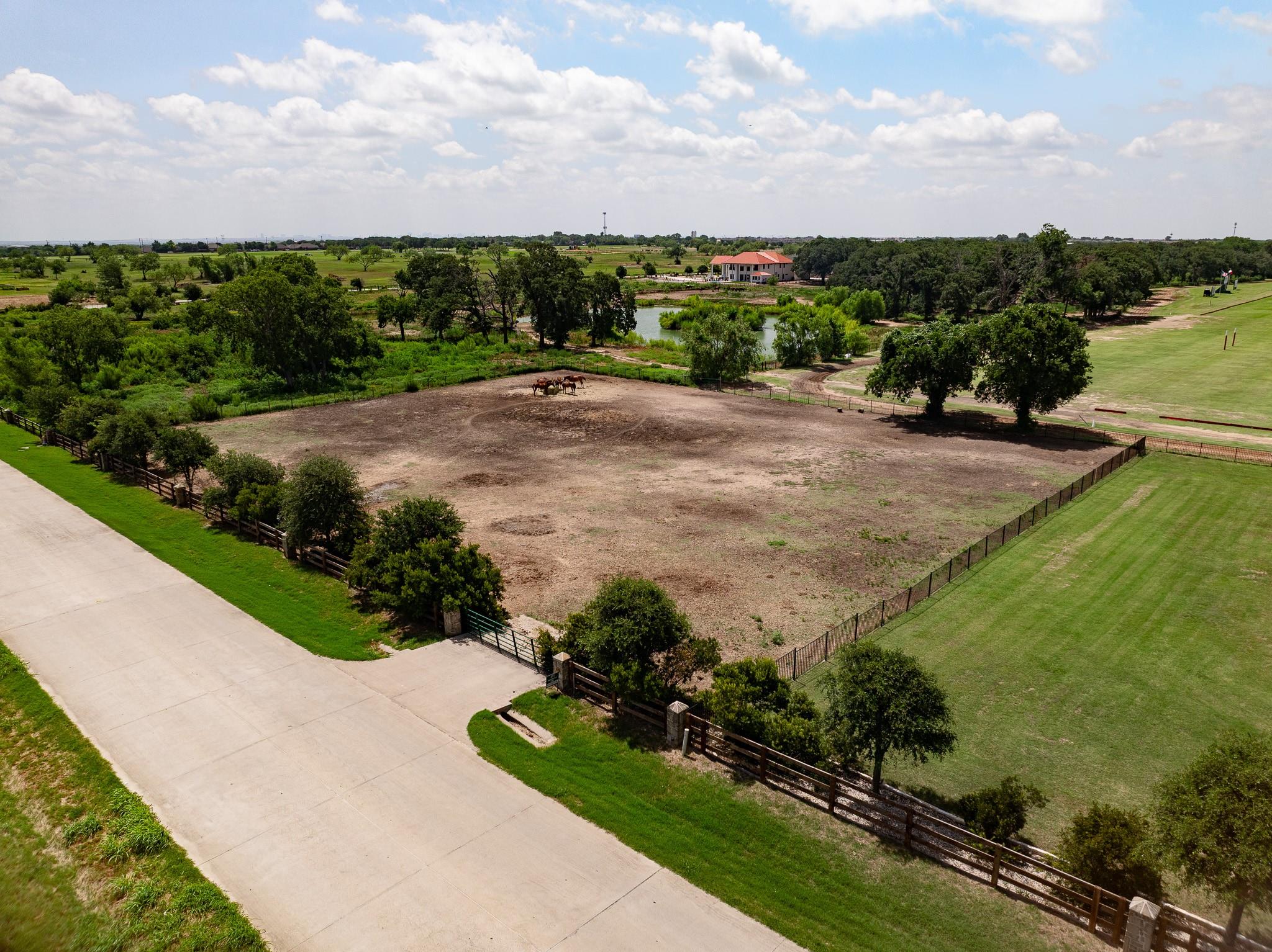 main property photo 12