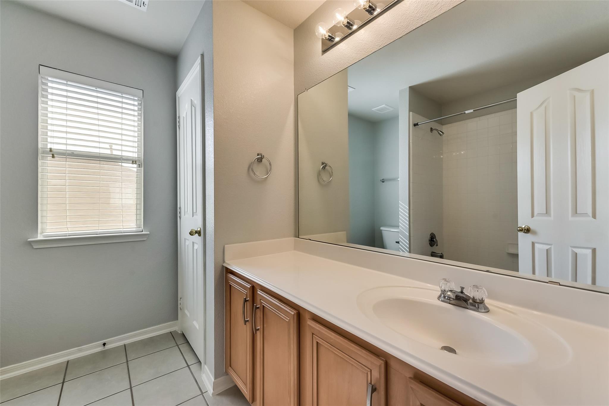 property viewer photo 14