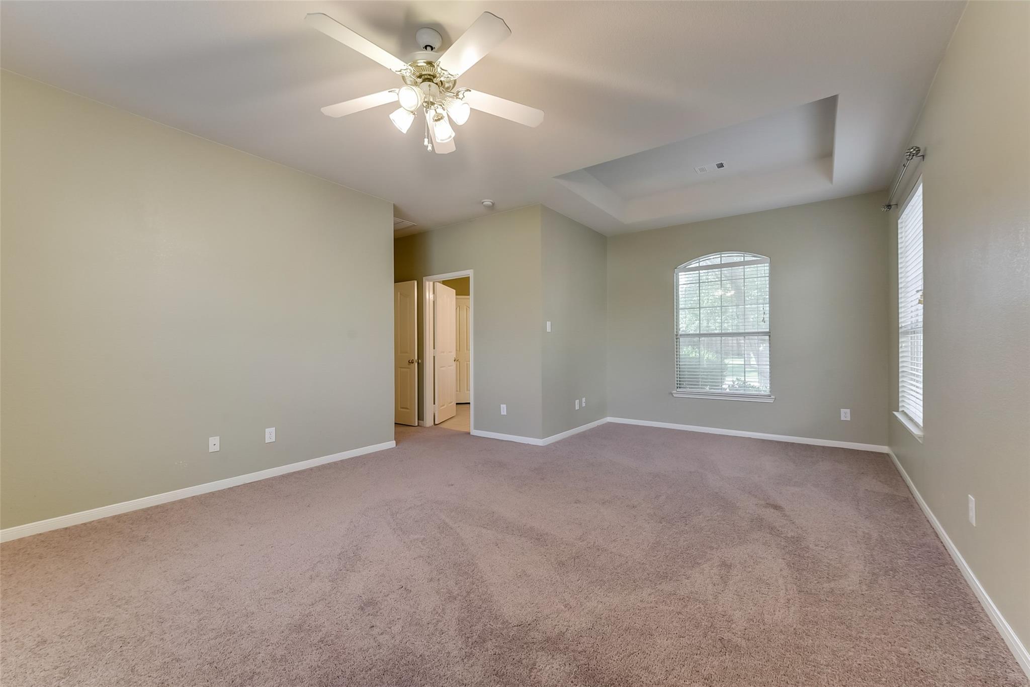property viewer photo 22