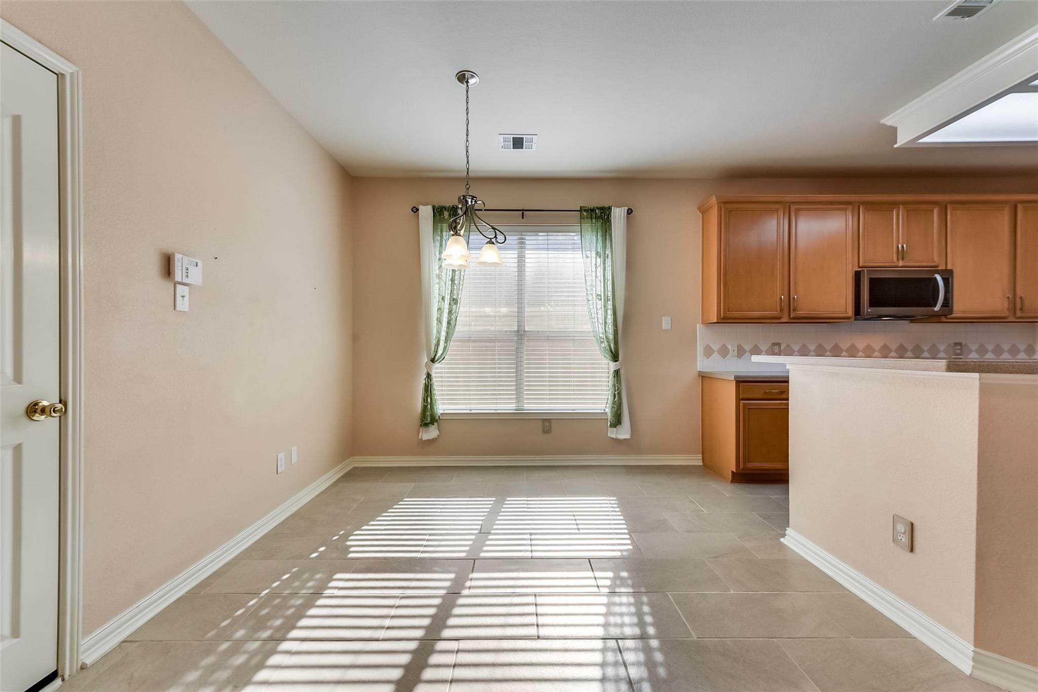 property viewer photo 5