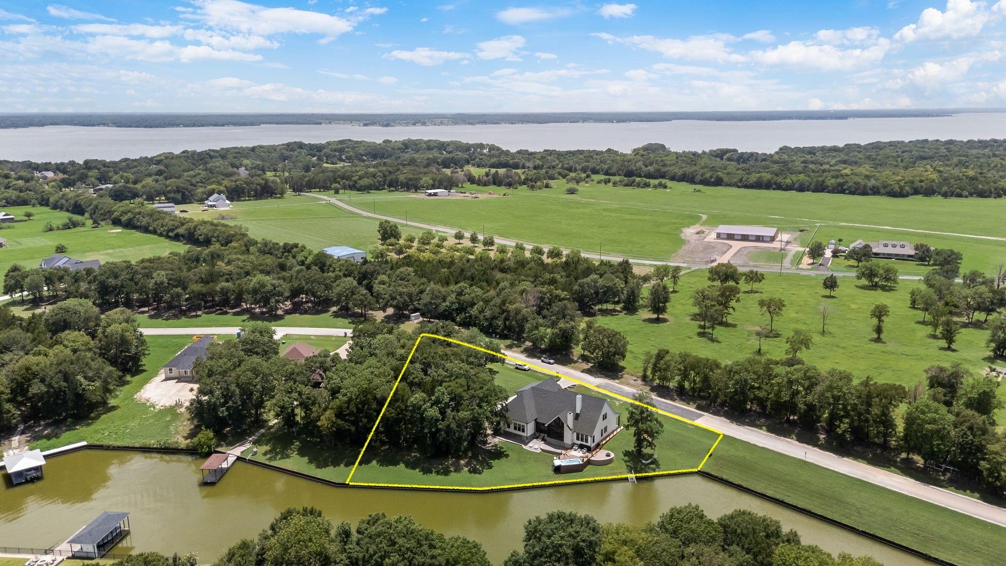 main property photo 38
