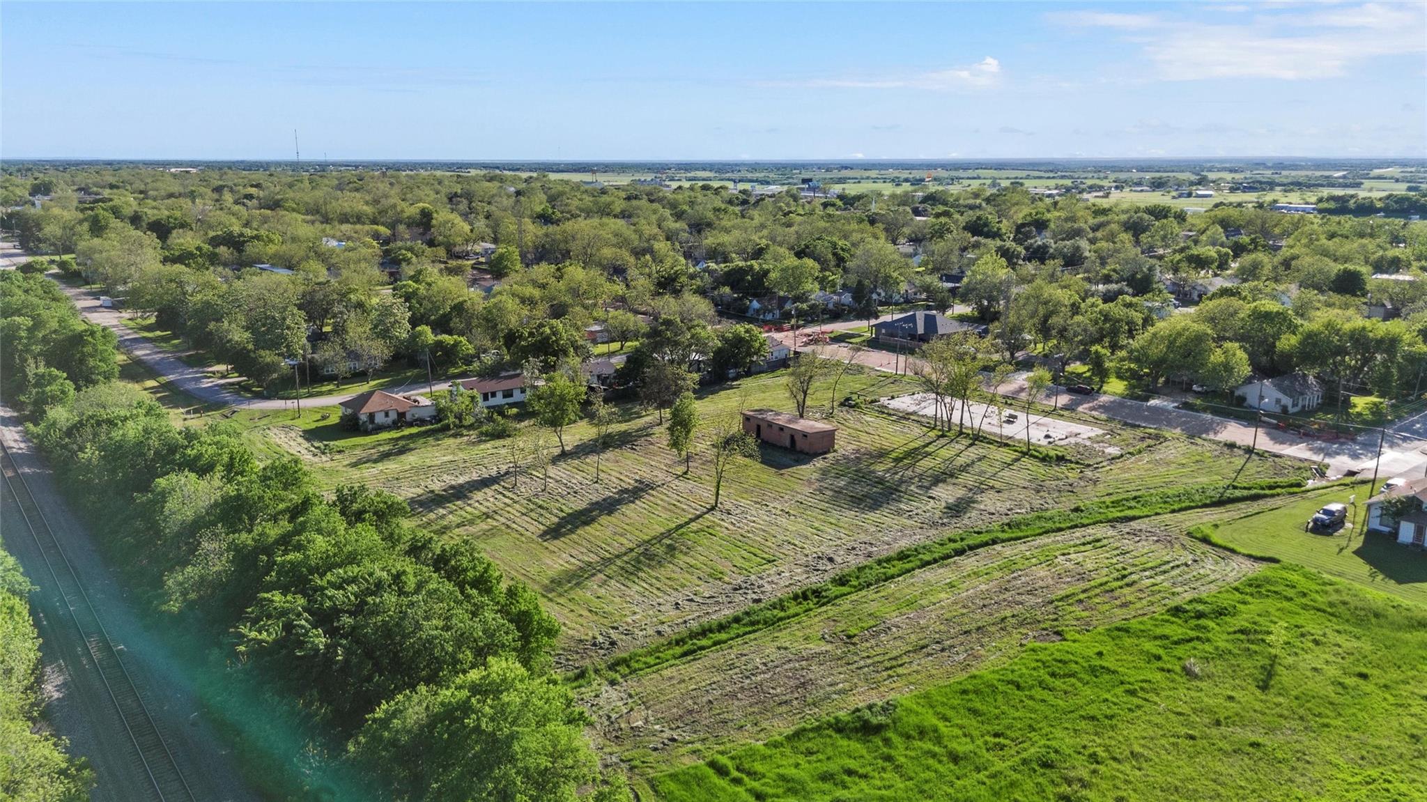 main property photo 7