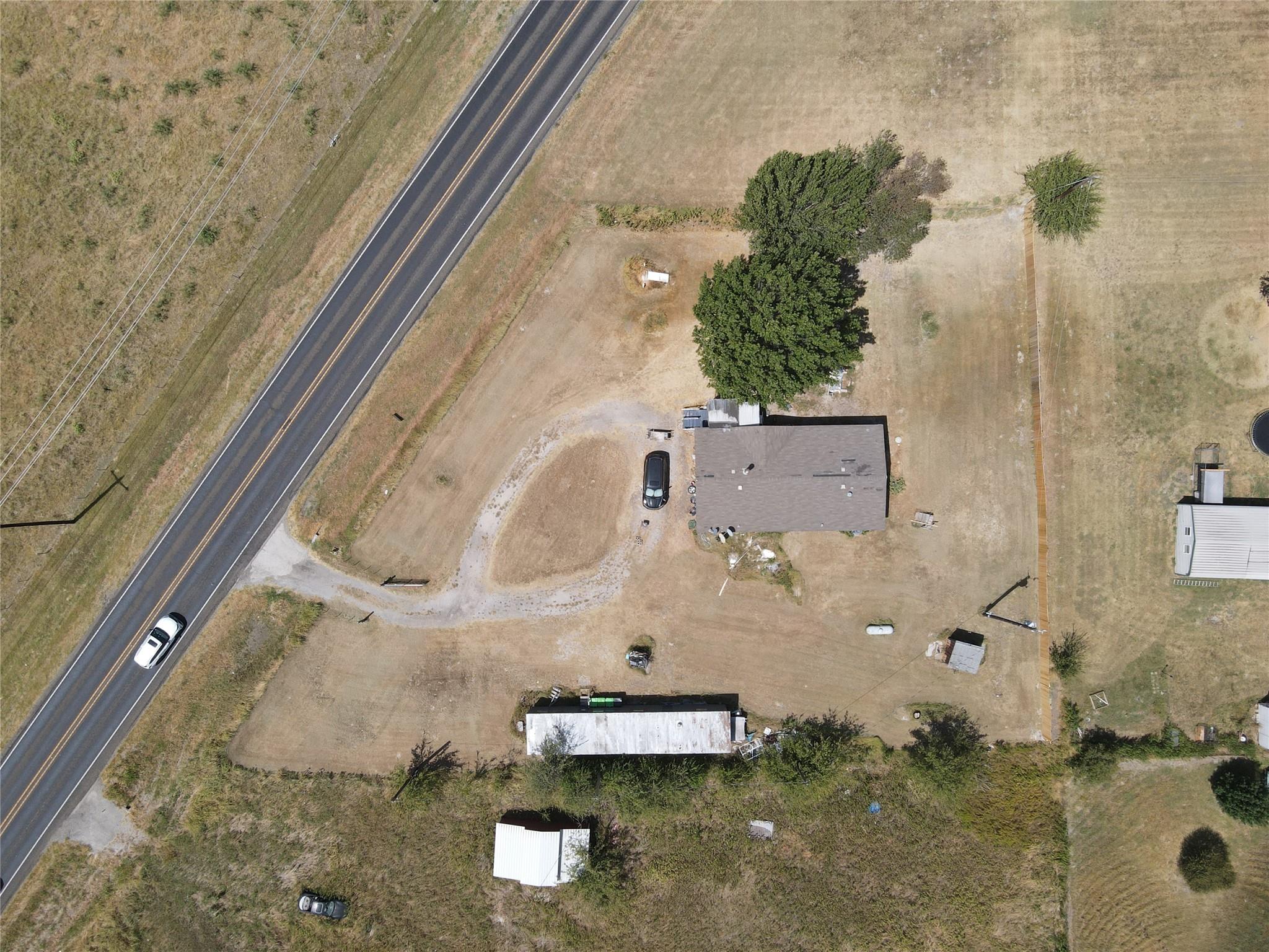 main property photo 11