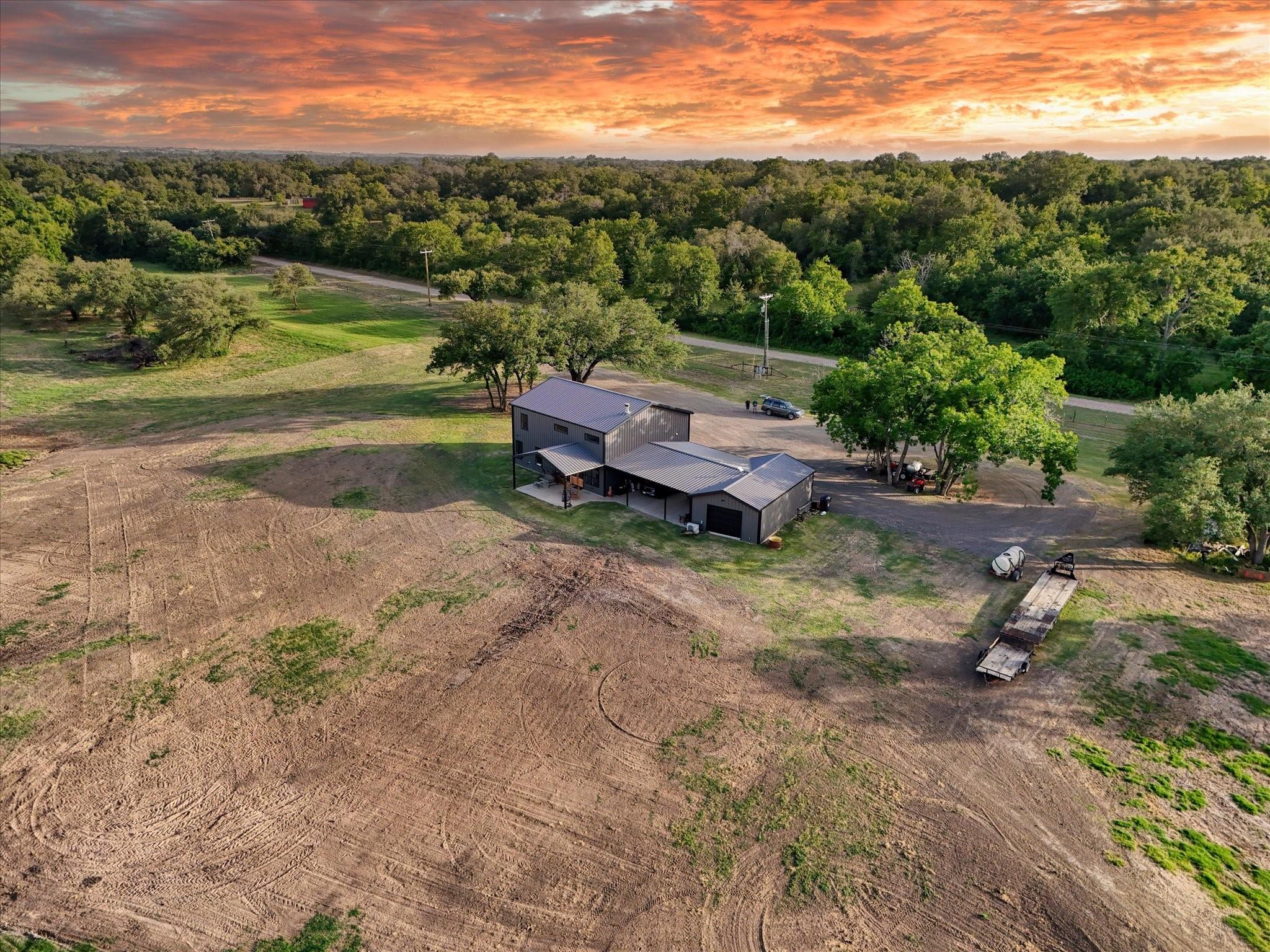 main property photo 35