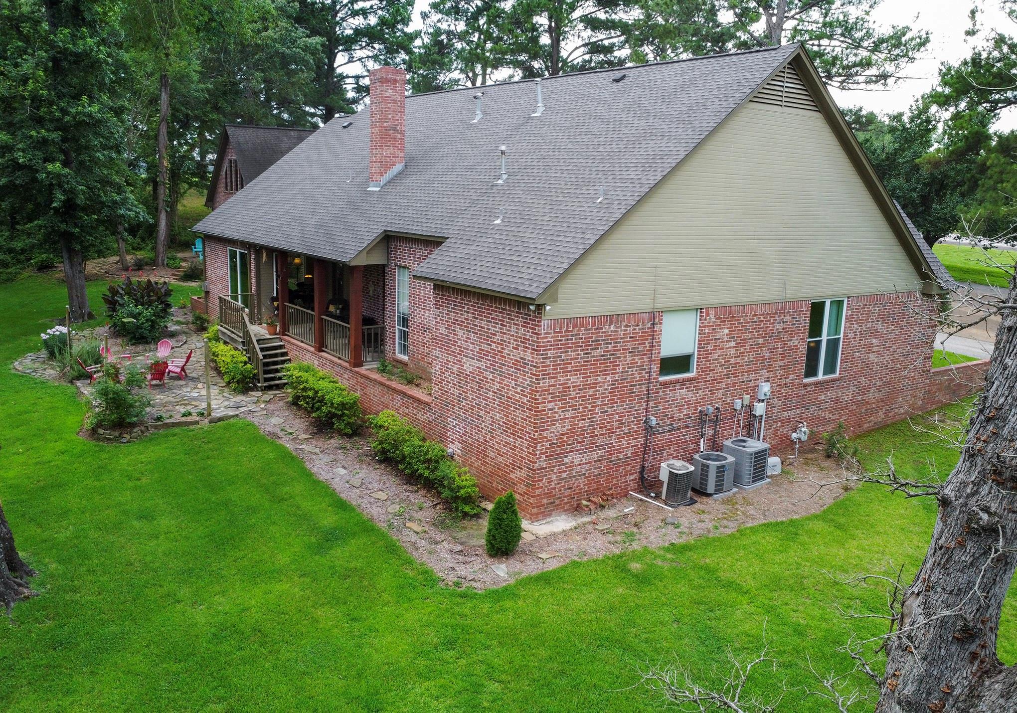main property photo 14