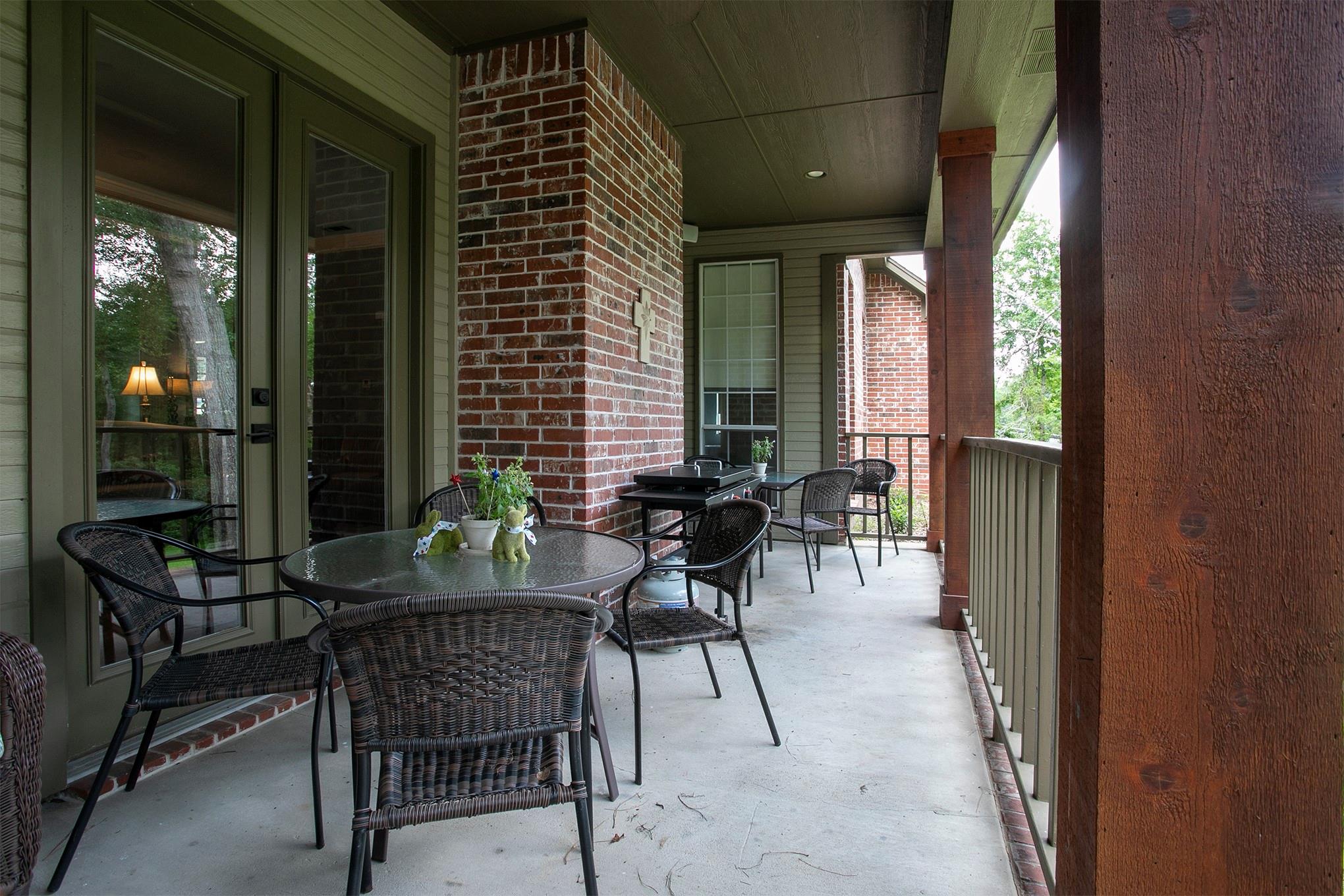 main property photo 18