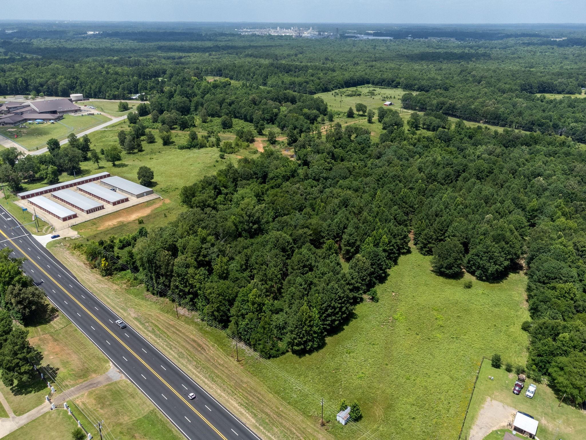 main property photo 8