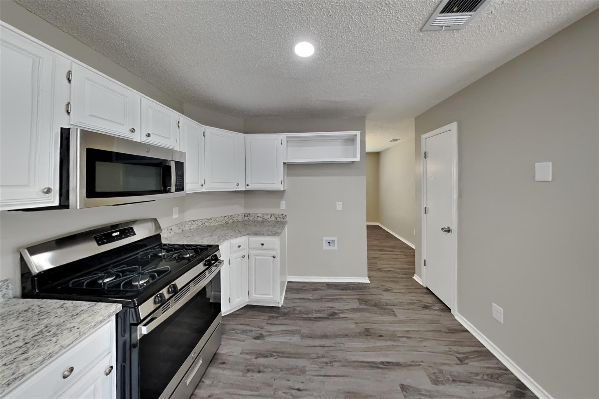 property viewer photo 4