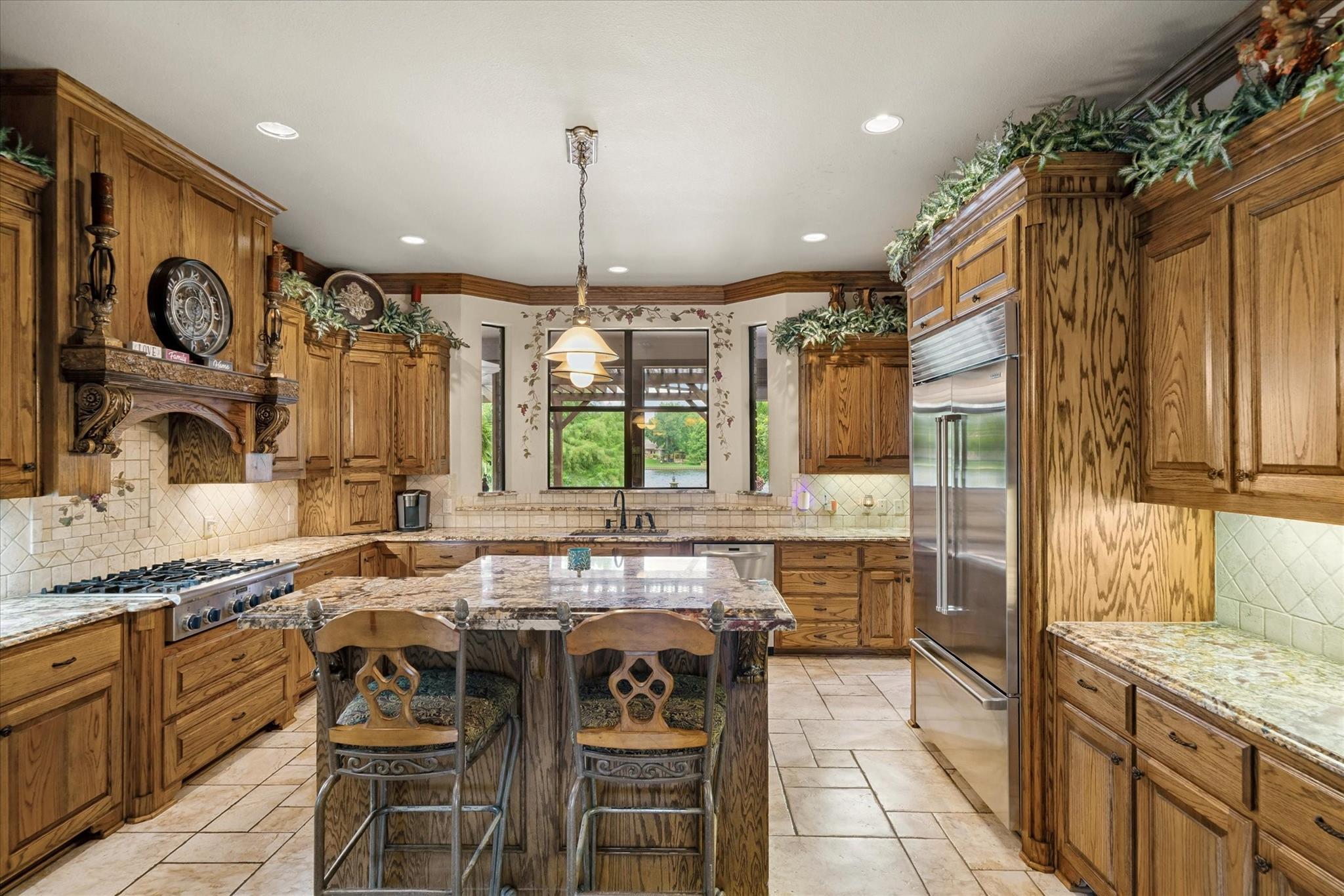 main property photo 15