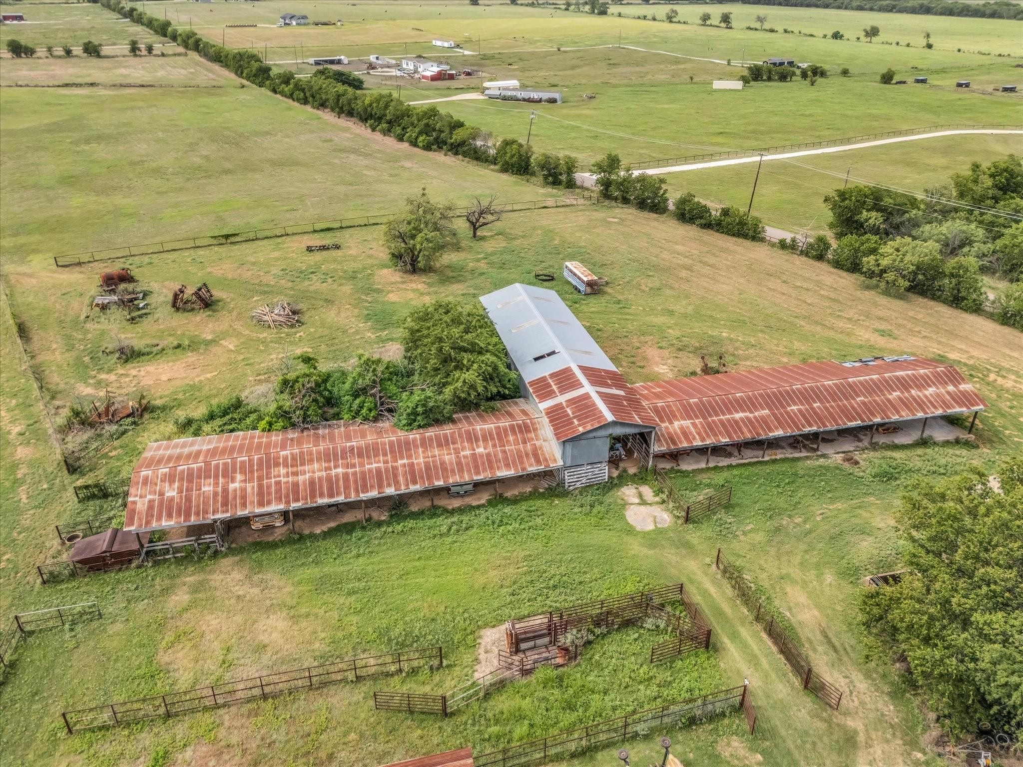 main property photo 34