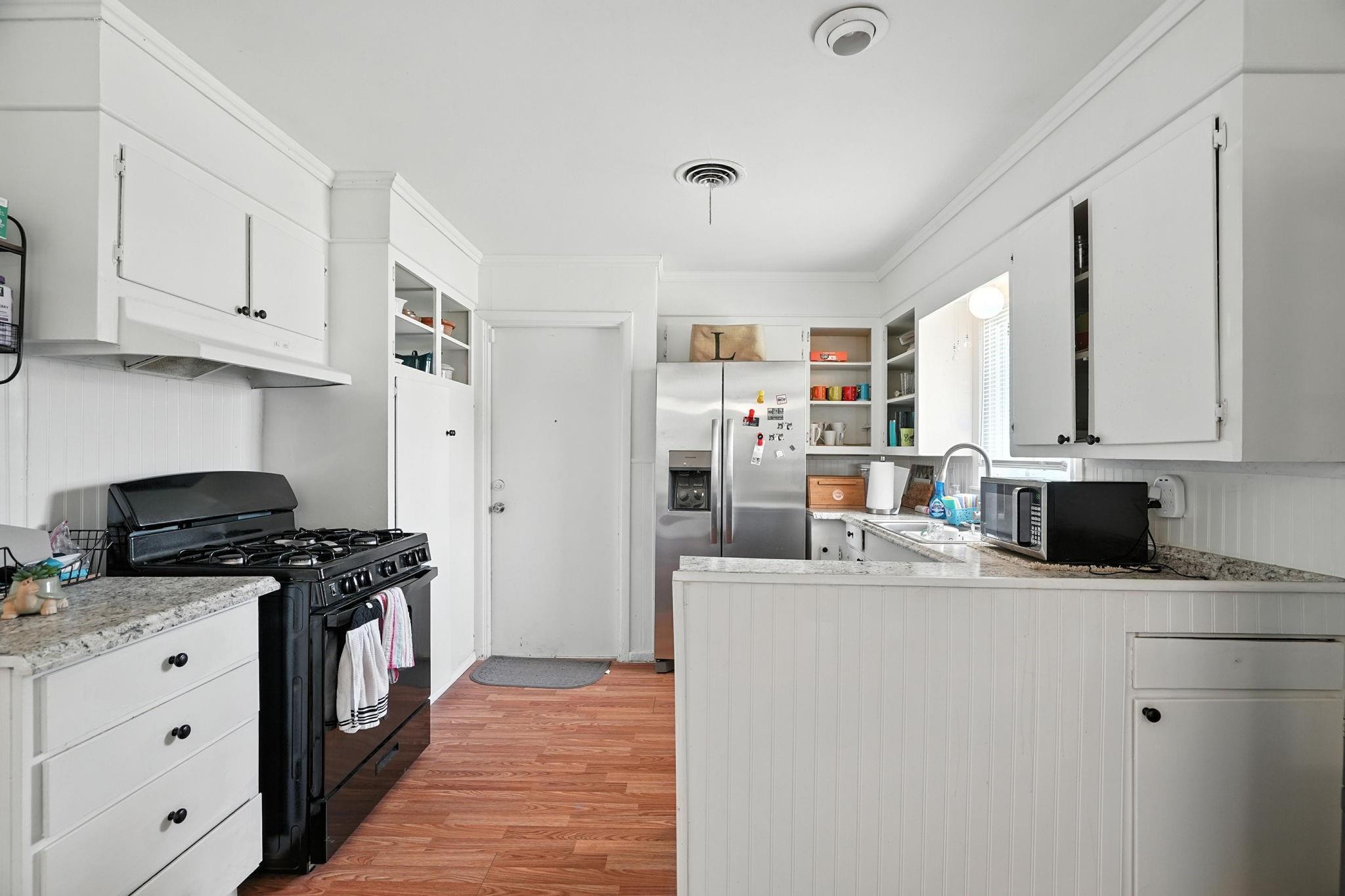 property viewer photo 13