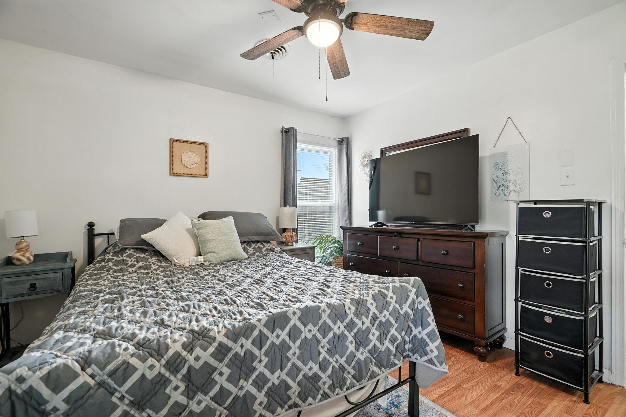 property viewer photo 21