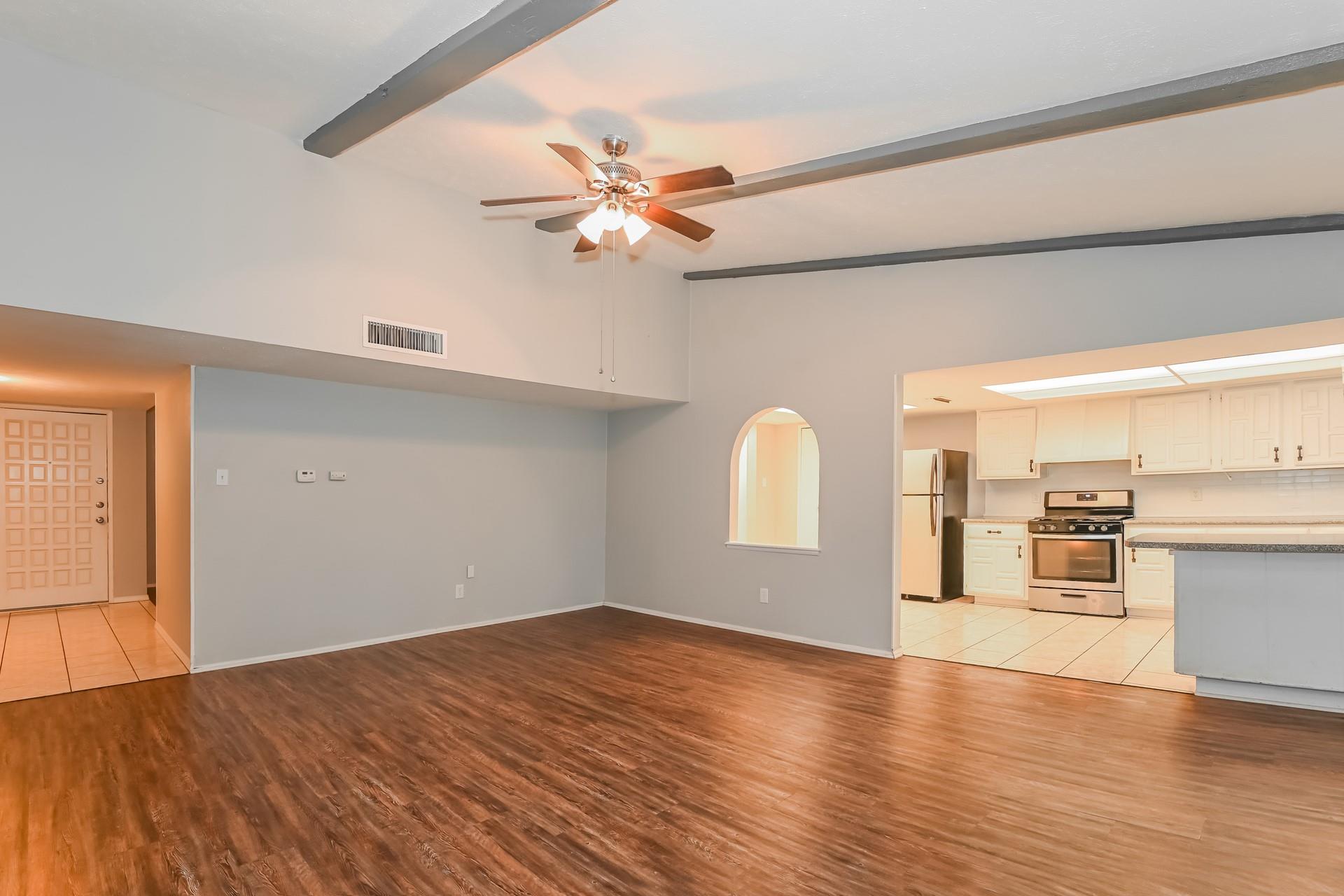 property viewer photo 2