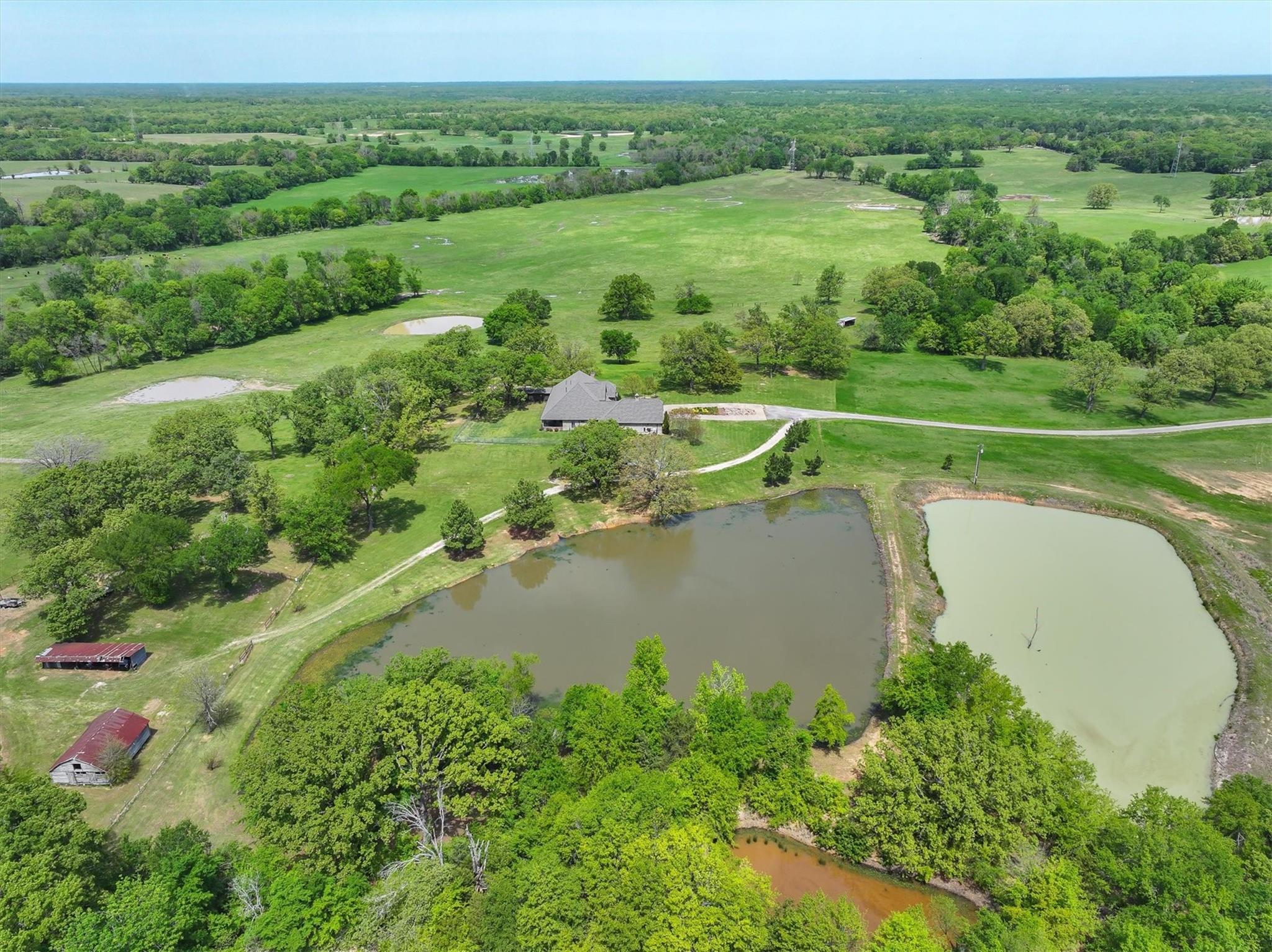 main property photo 31