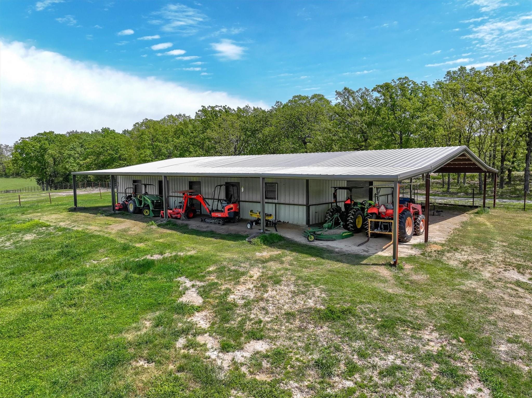 main property photo 36