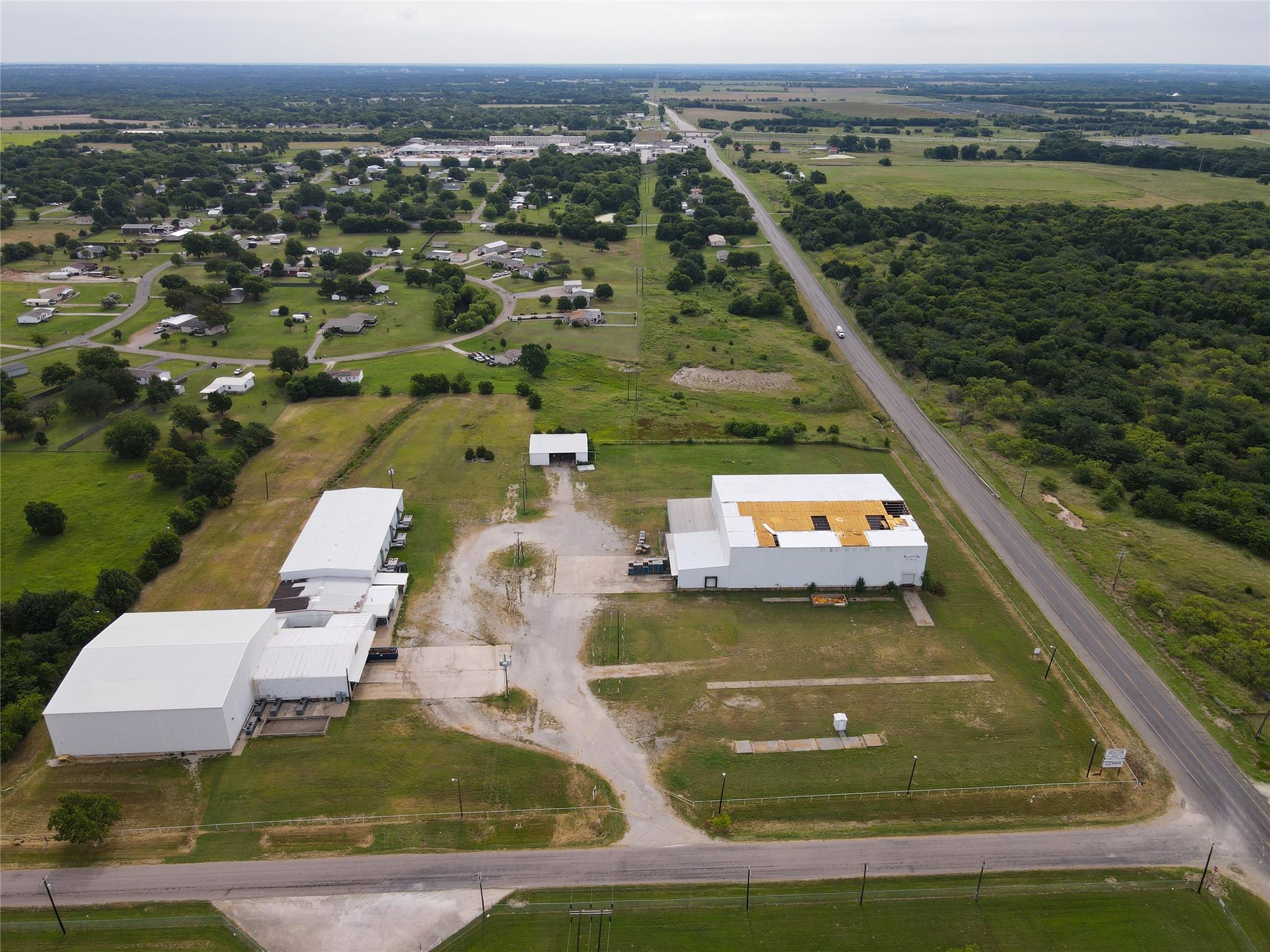 main property photo 4