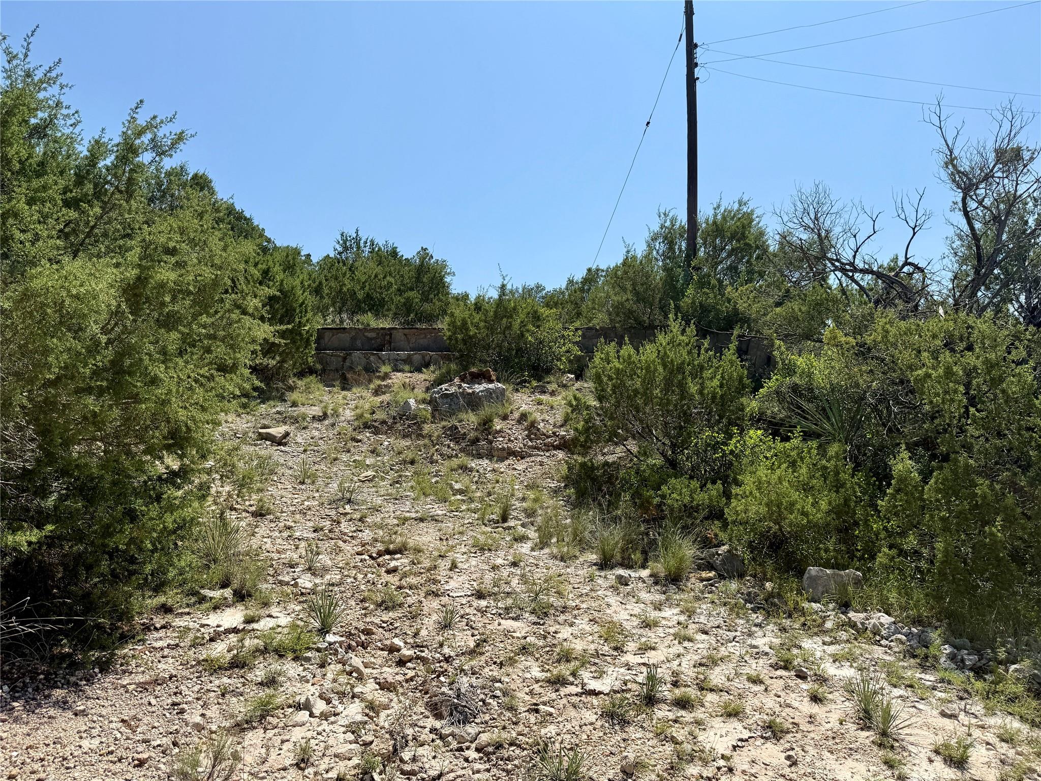 main property photo 25