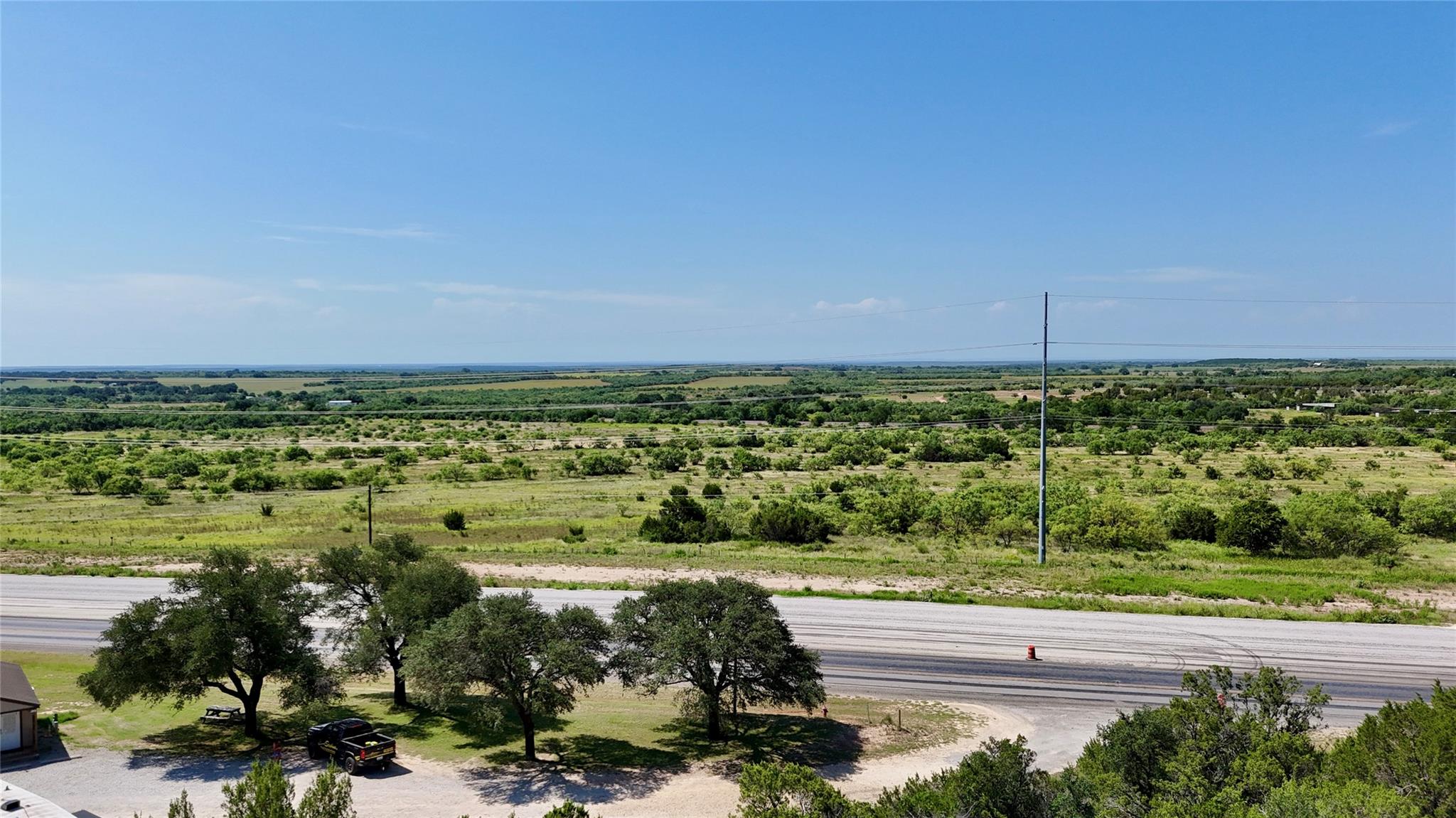 main property photo 8
