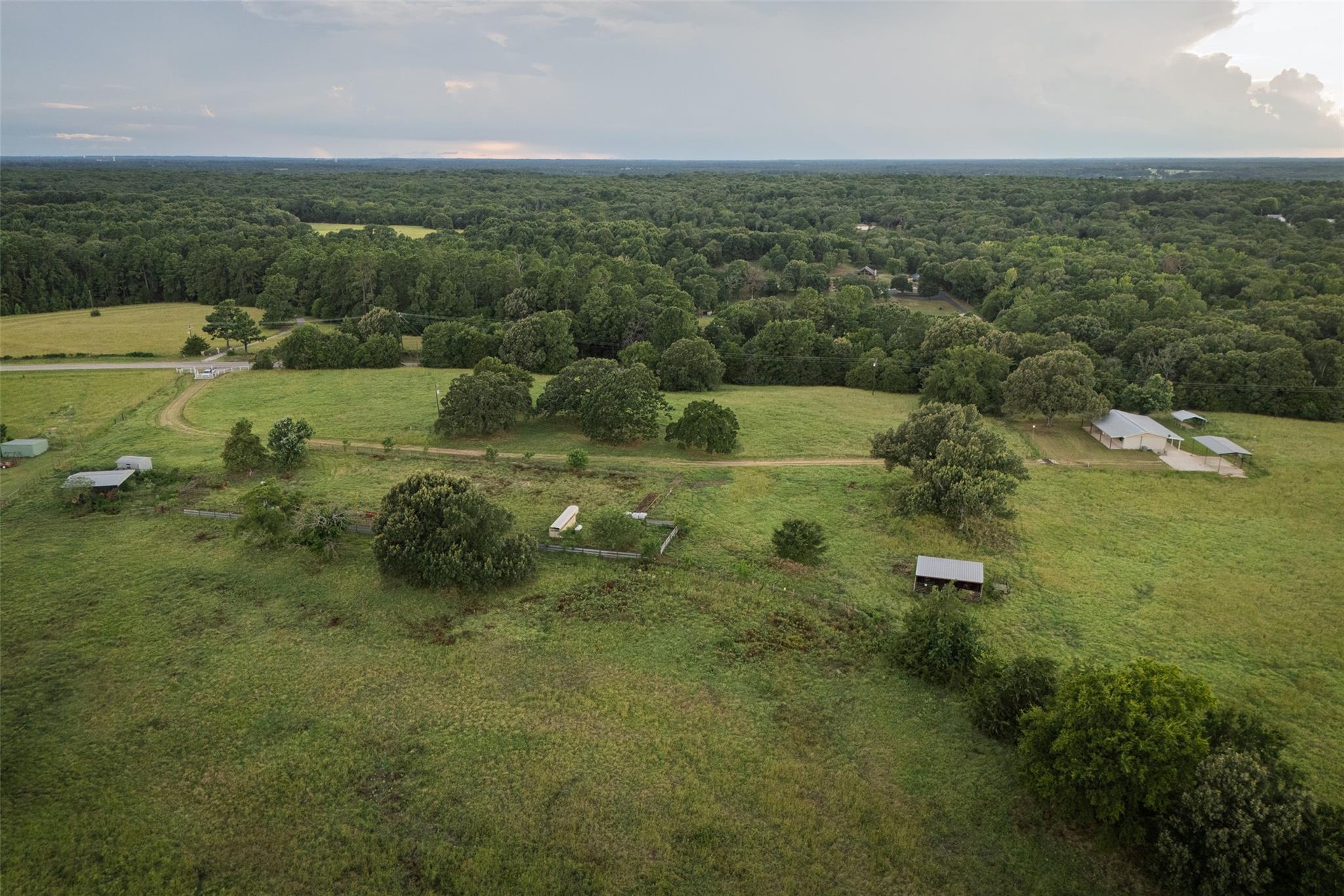 main property photo 17
