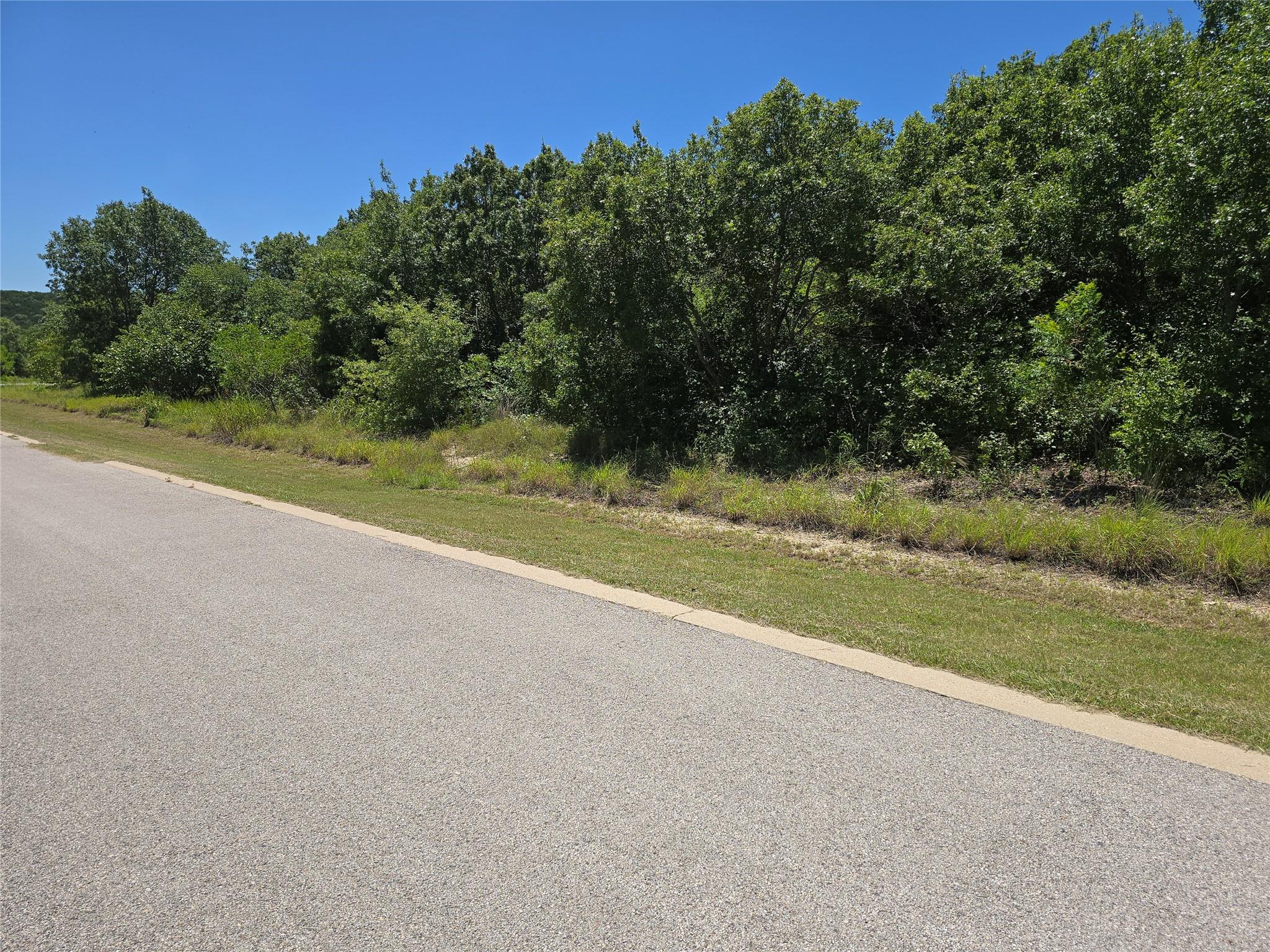 main property photo 33