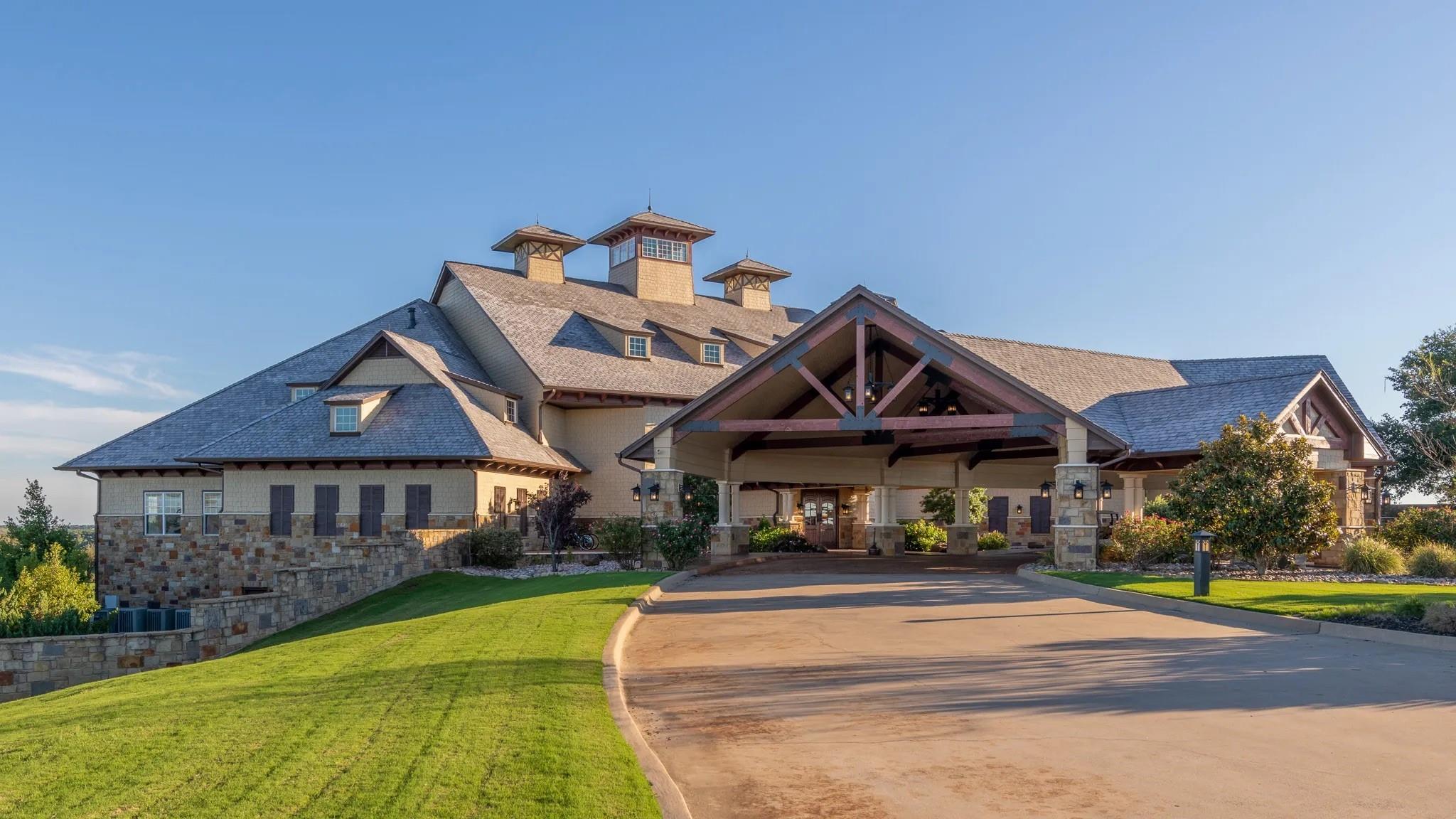 main property photo 4