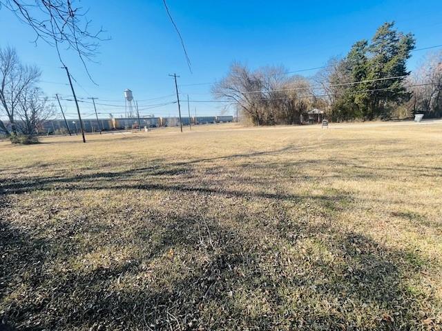 main property photo 12