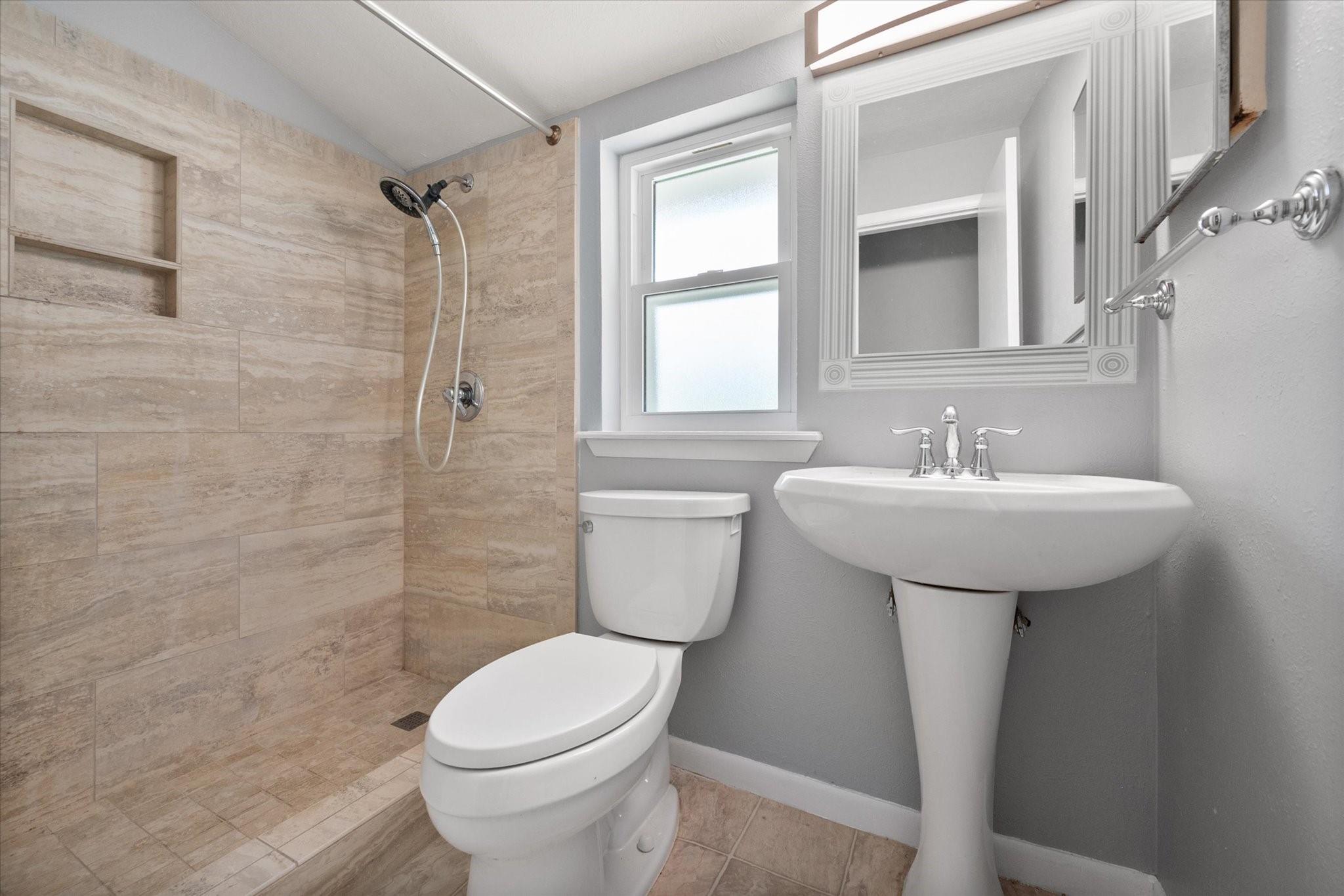 property viewer photo 19
