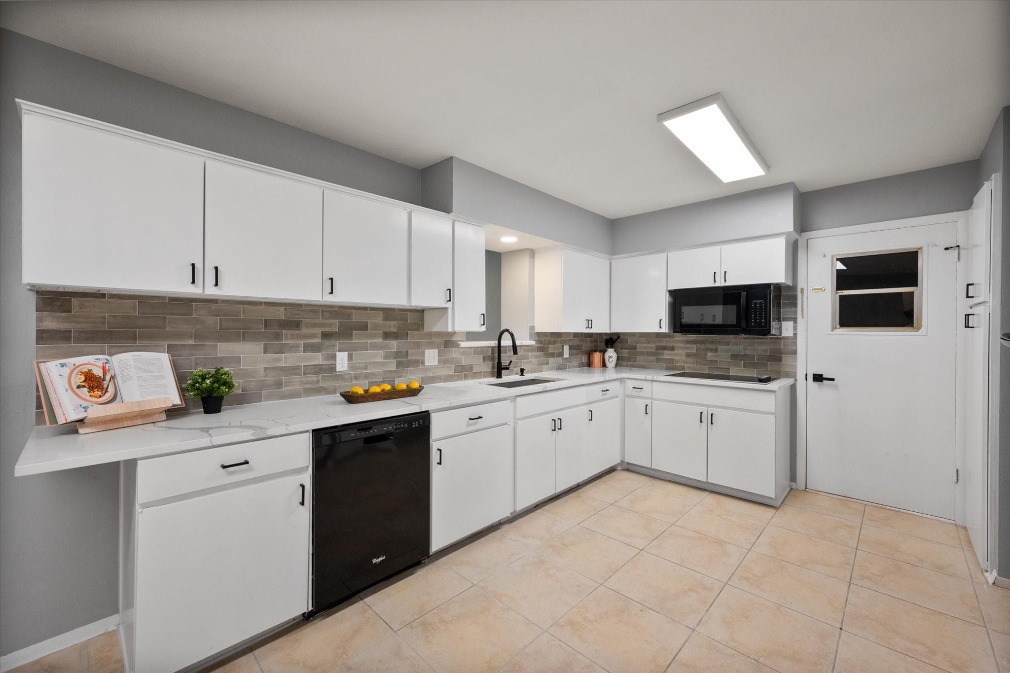 property viewer photo 5