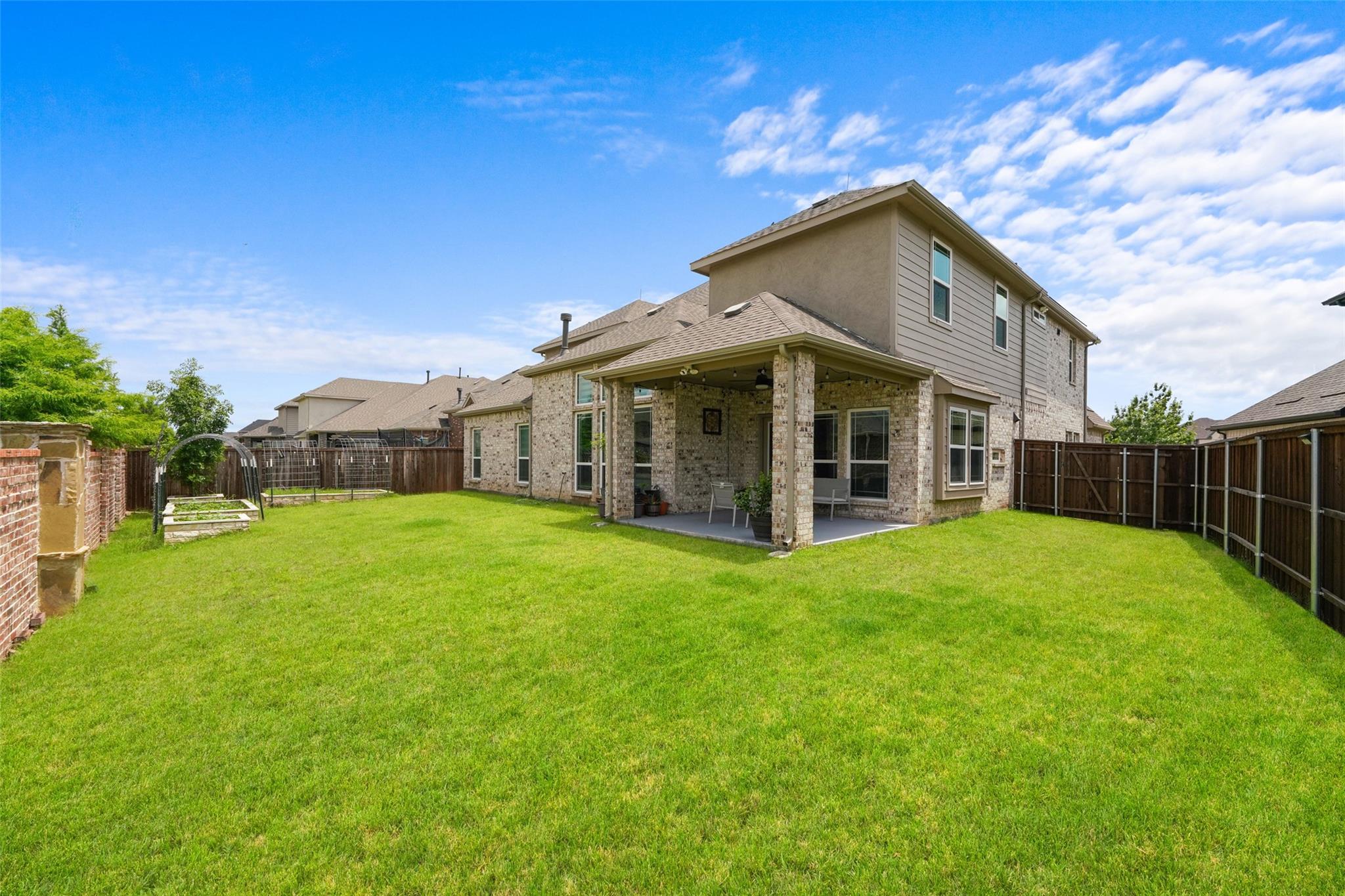 main property photo 36