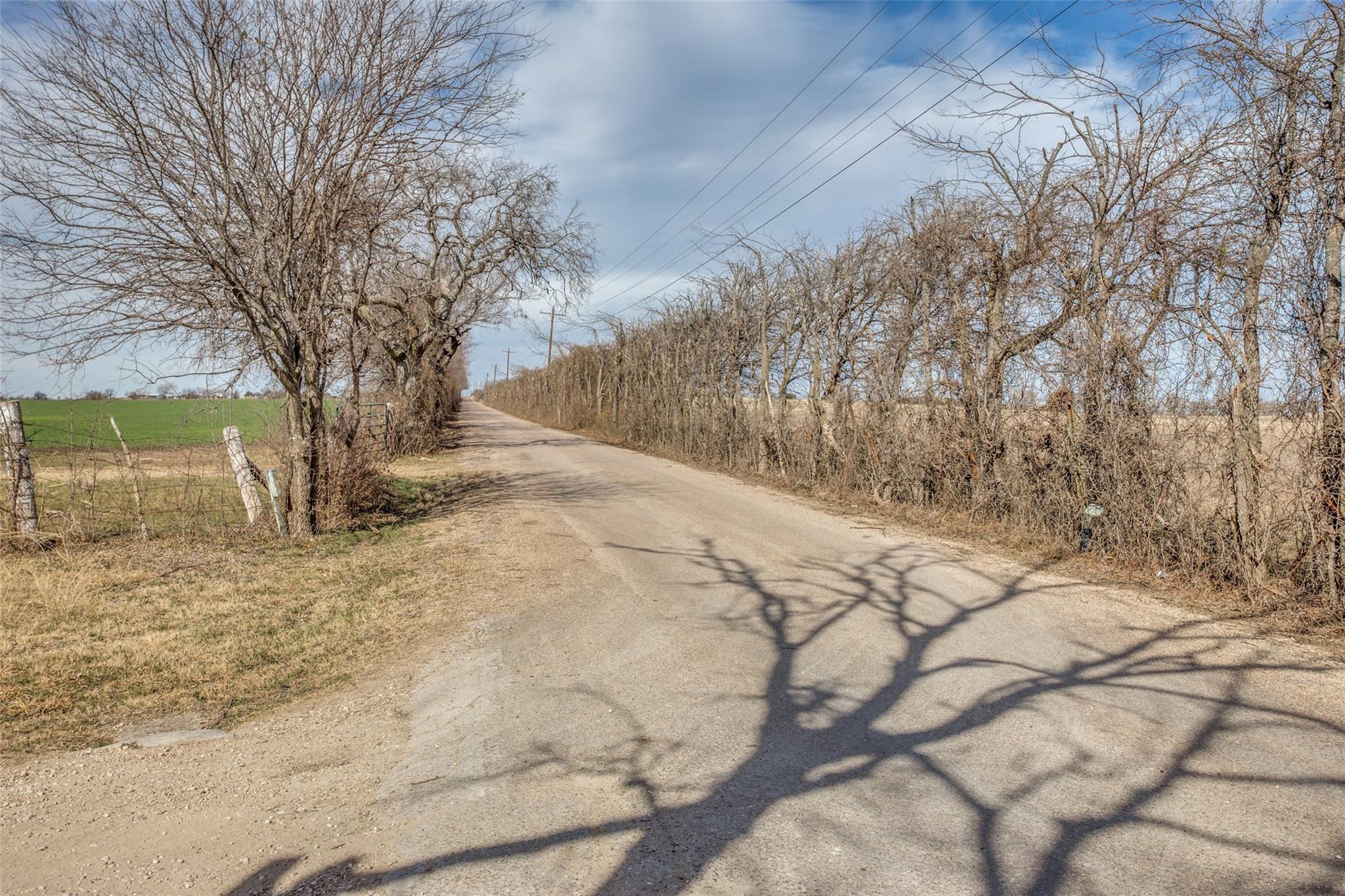 main property photo 11