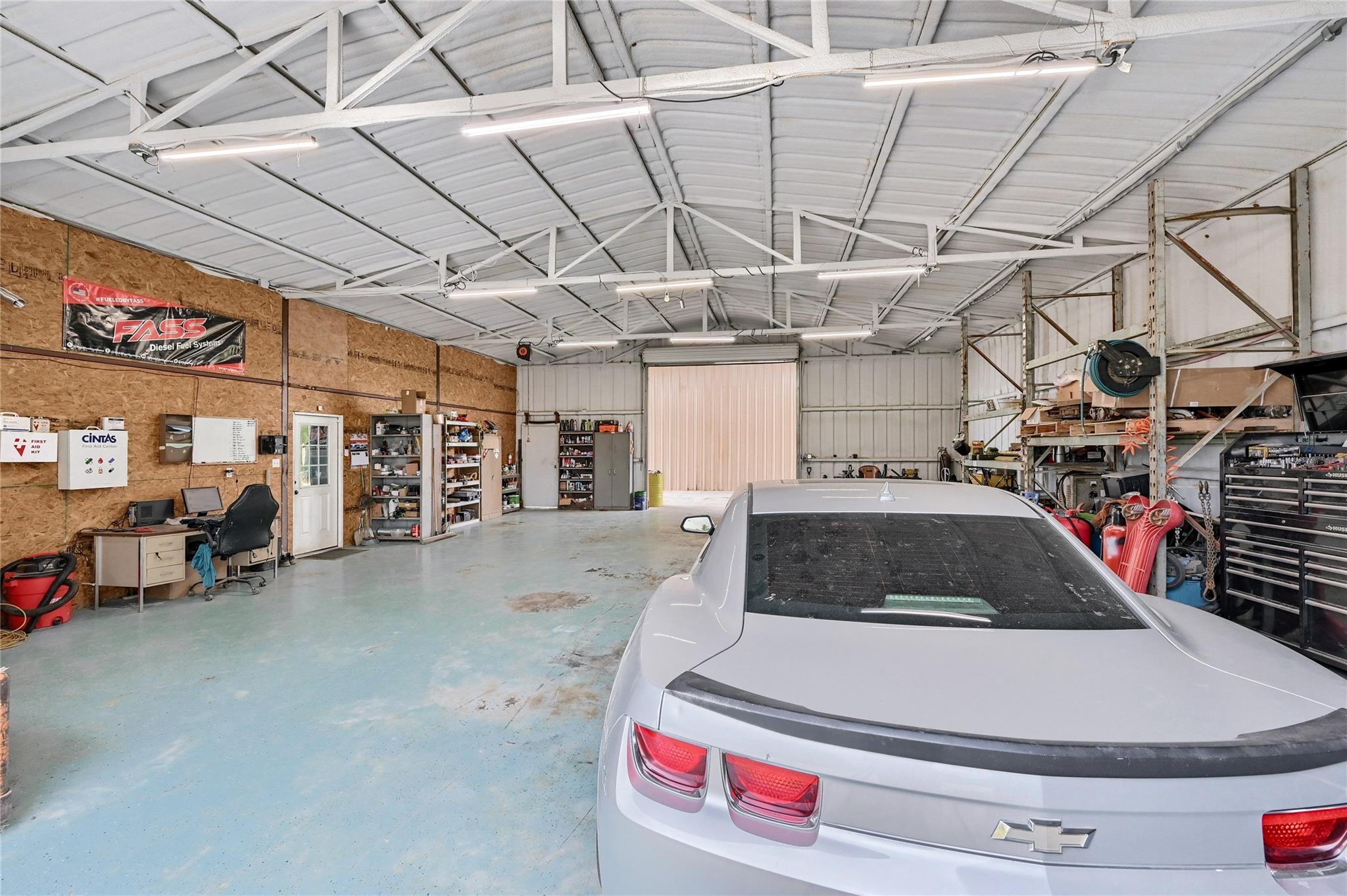 main property photo 30